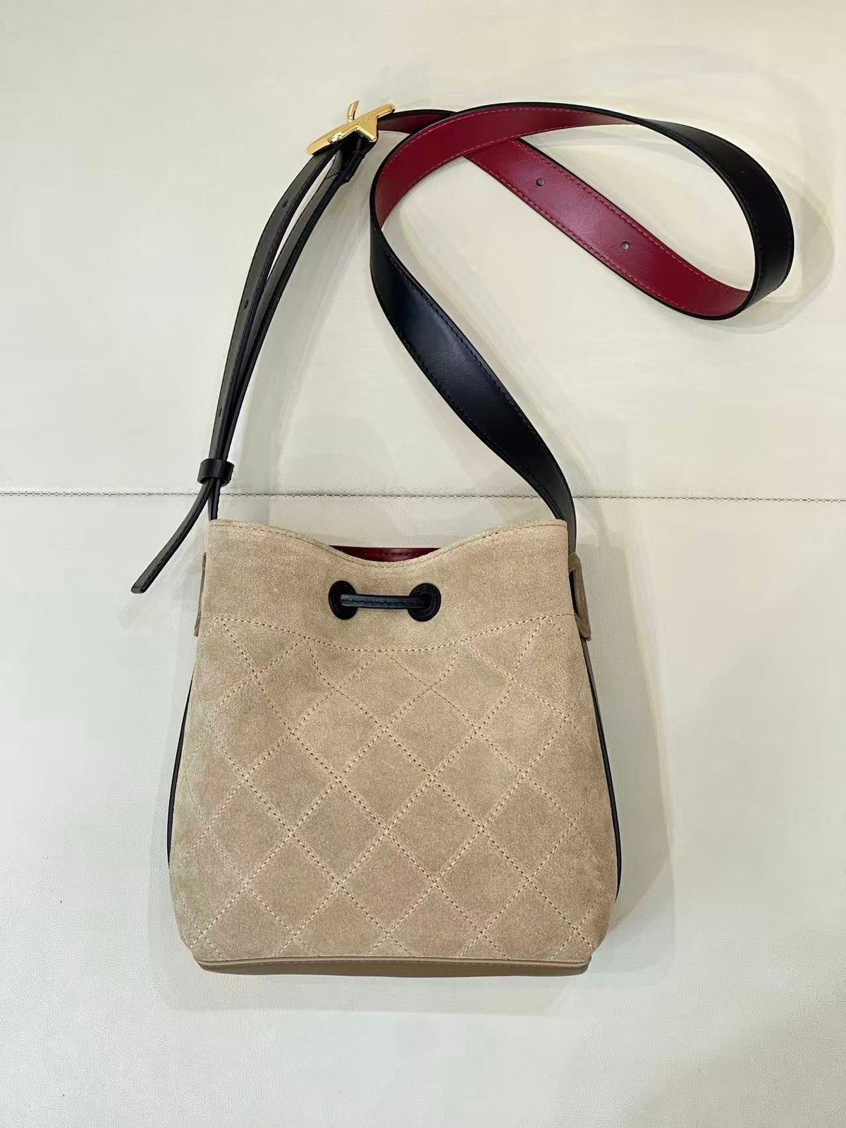 CC 26FW Bucket Bag 19cm Dark Beige Suede Calfskin