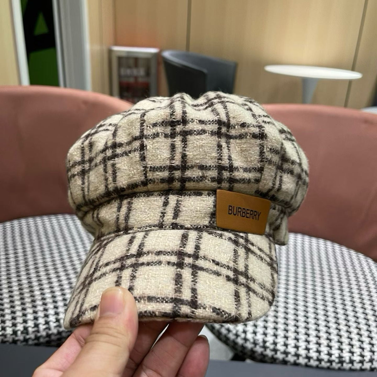 Burberry 2026 Beret Hat Tweed 565915
