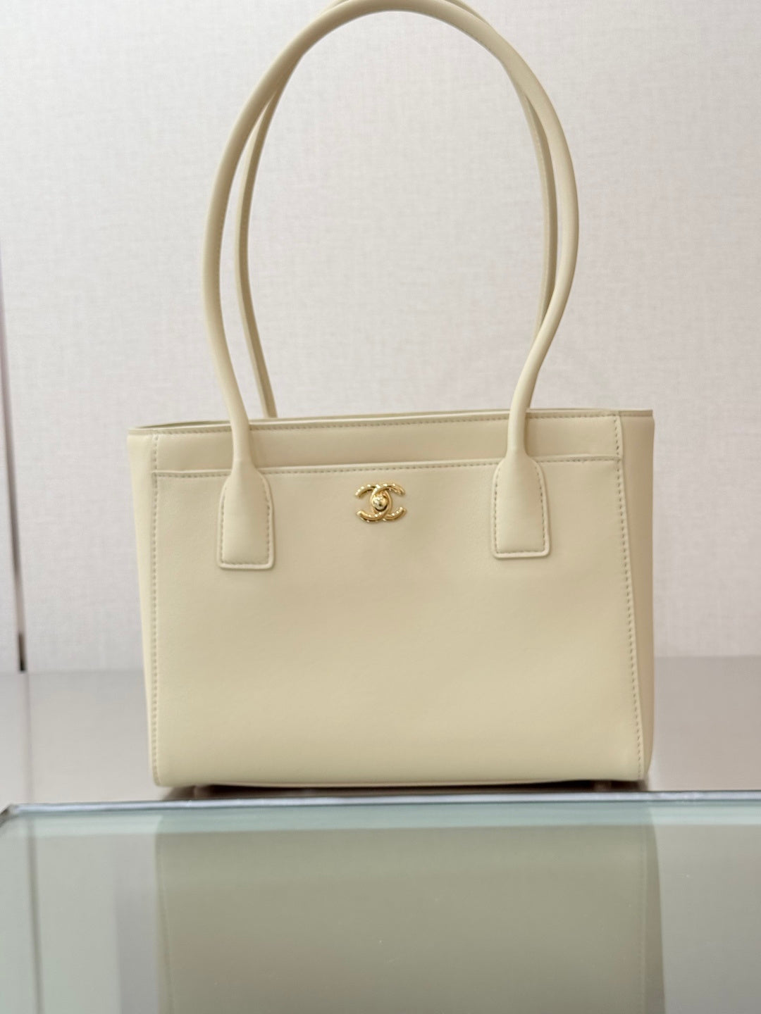 Chanel 2026 Archetype Small Shopping Tote Bag 28cm Smooth Cowhide 407725