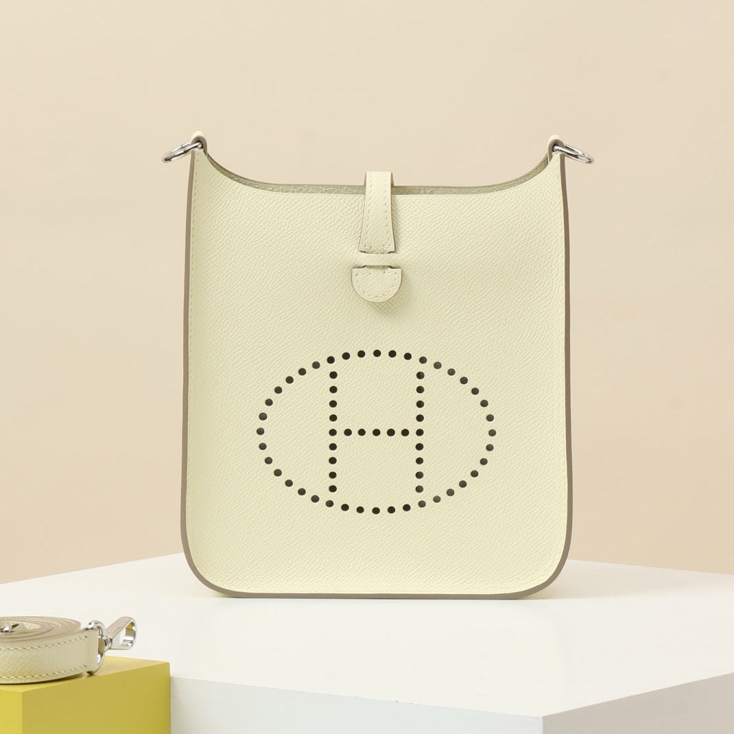 High-end Hermes 2026 Evelyne Sellier Bag 19.5cm Epsom Calfskin