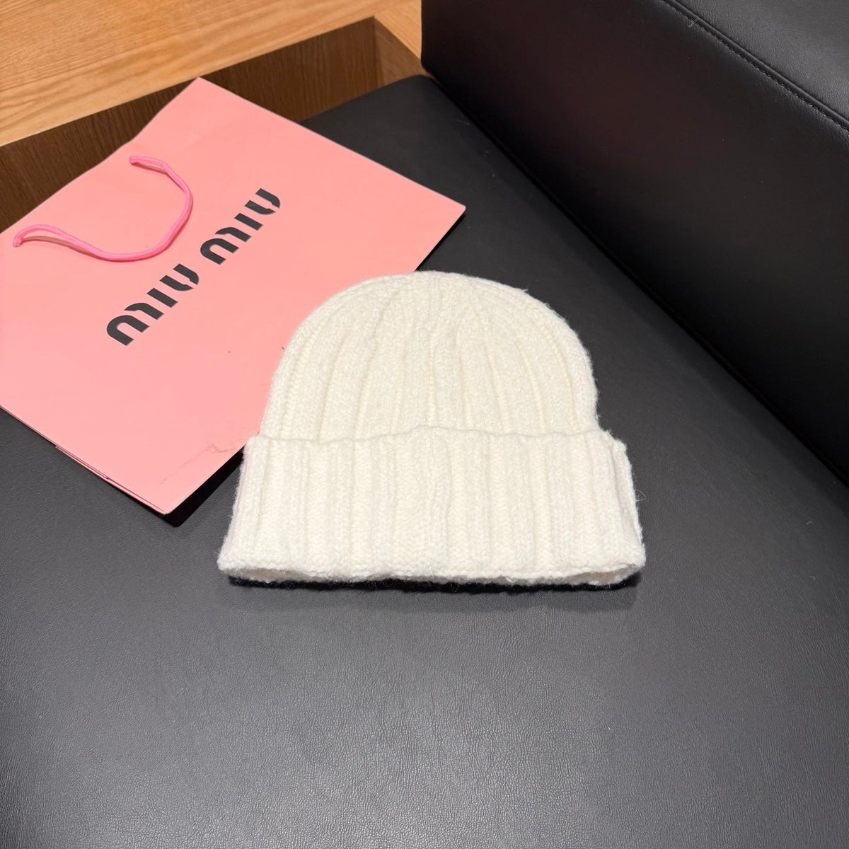 HM 26FW Knit Beanie Hat 550192