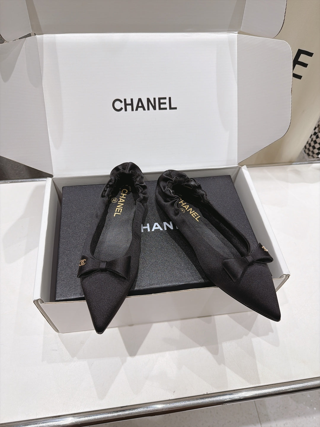 Chanel 2026 Bow Pointed-Toe Ballet Flats Fabric 181373