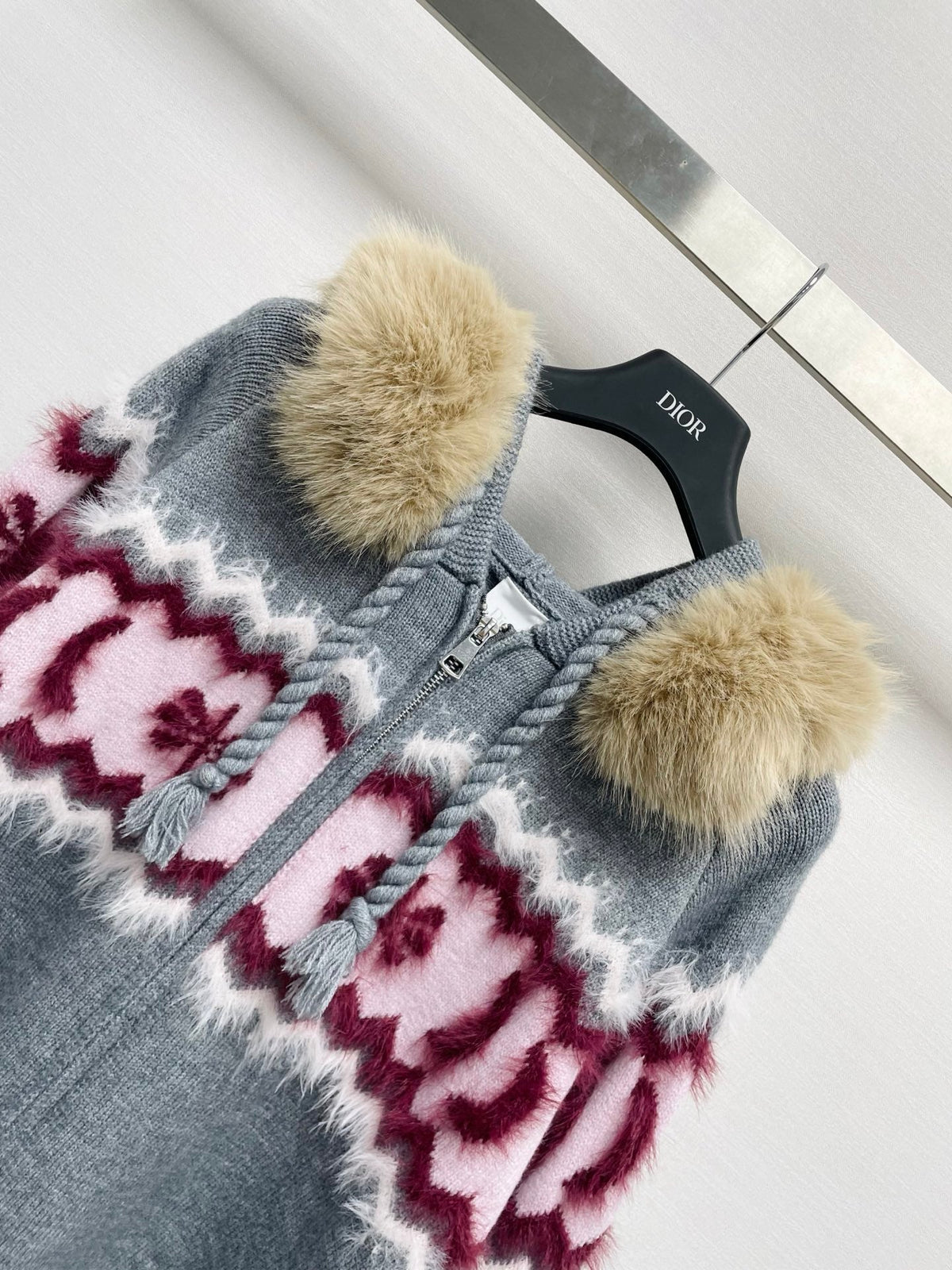 CD 26FW Hooded Wool Cardigan Removable Fur Collar Contrast Trim Bee Embroidery 446708