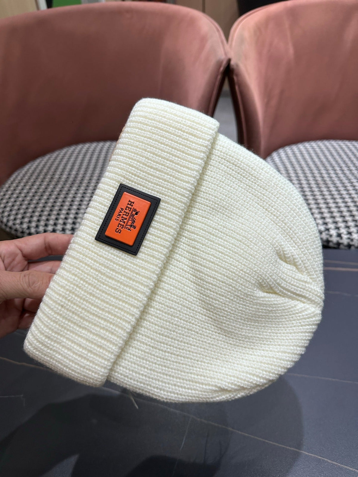 HM 26FW Beanie Hat Soft Stretch Knit 536132
