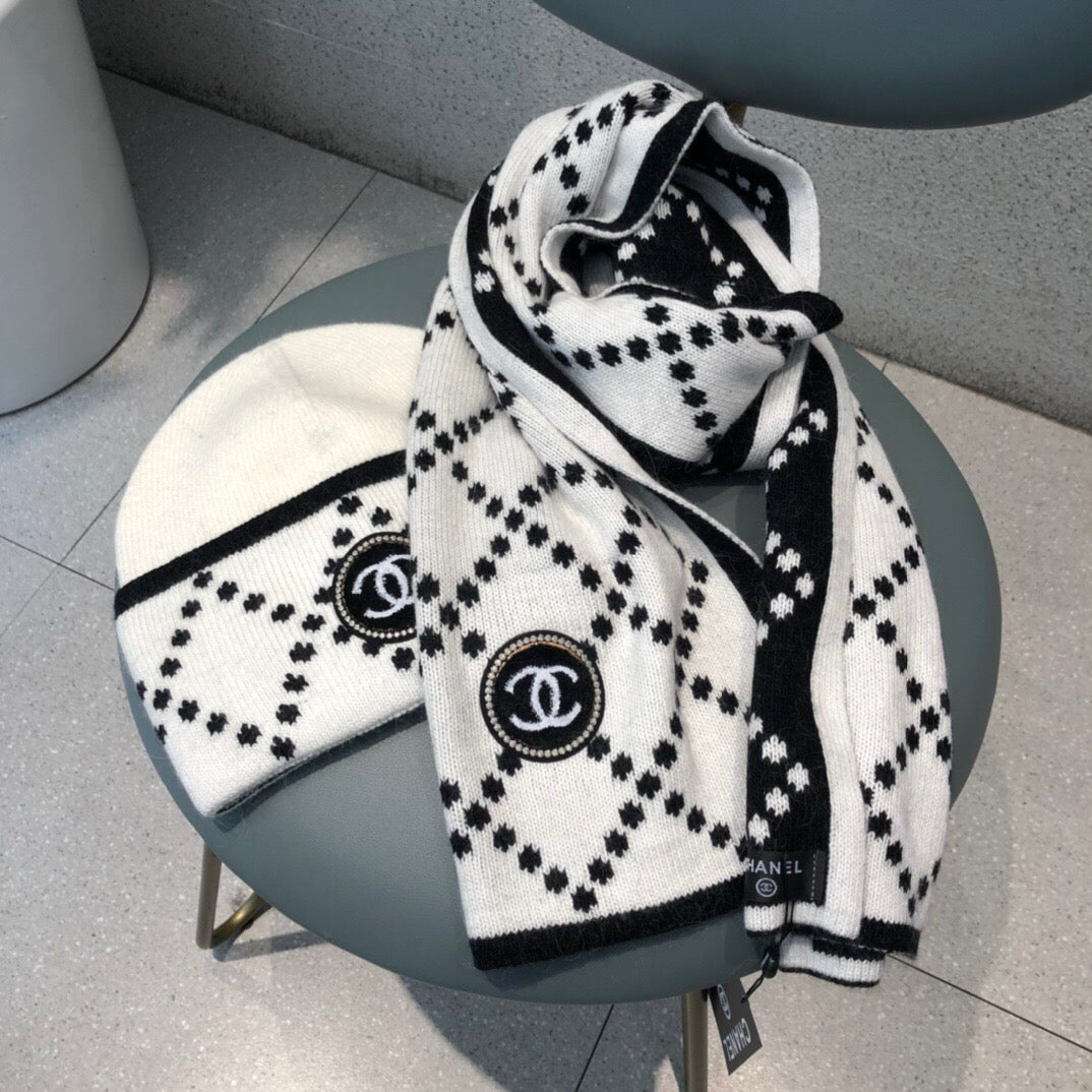 CC Hat Scarf Set 563533