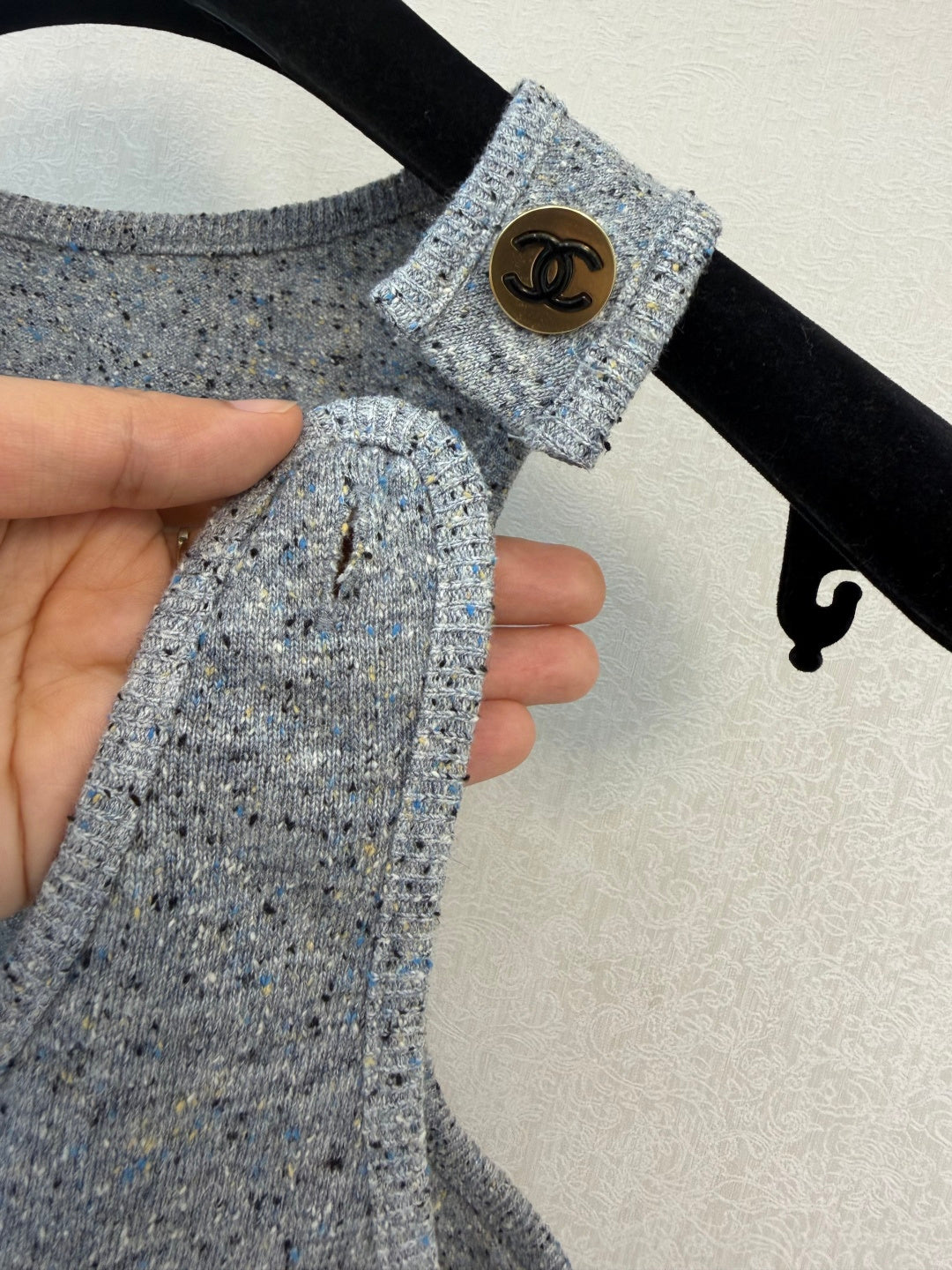 CC 26B Shoulder Button Knit Tank Top Gray Silk 440299