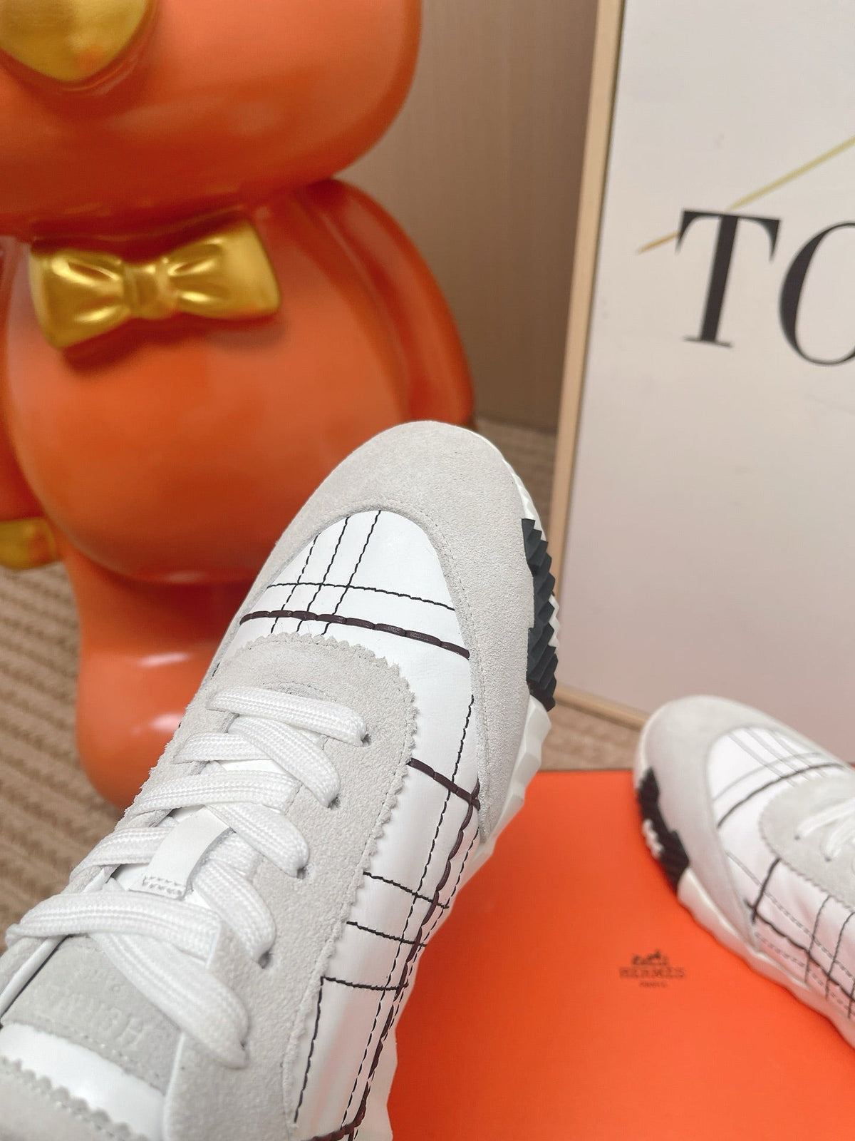 HM 2026 Women Bouncing Sneakers Suede Calfskin 854501