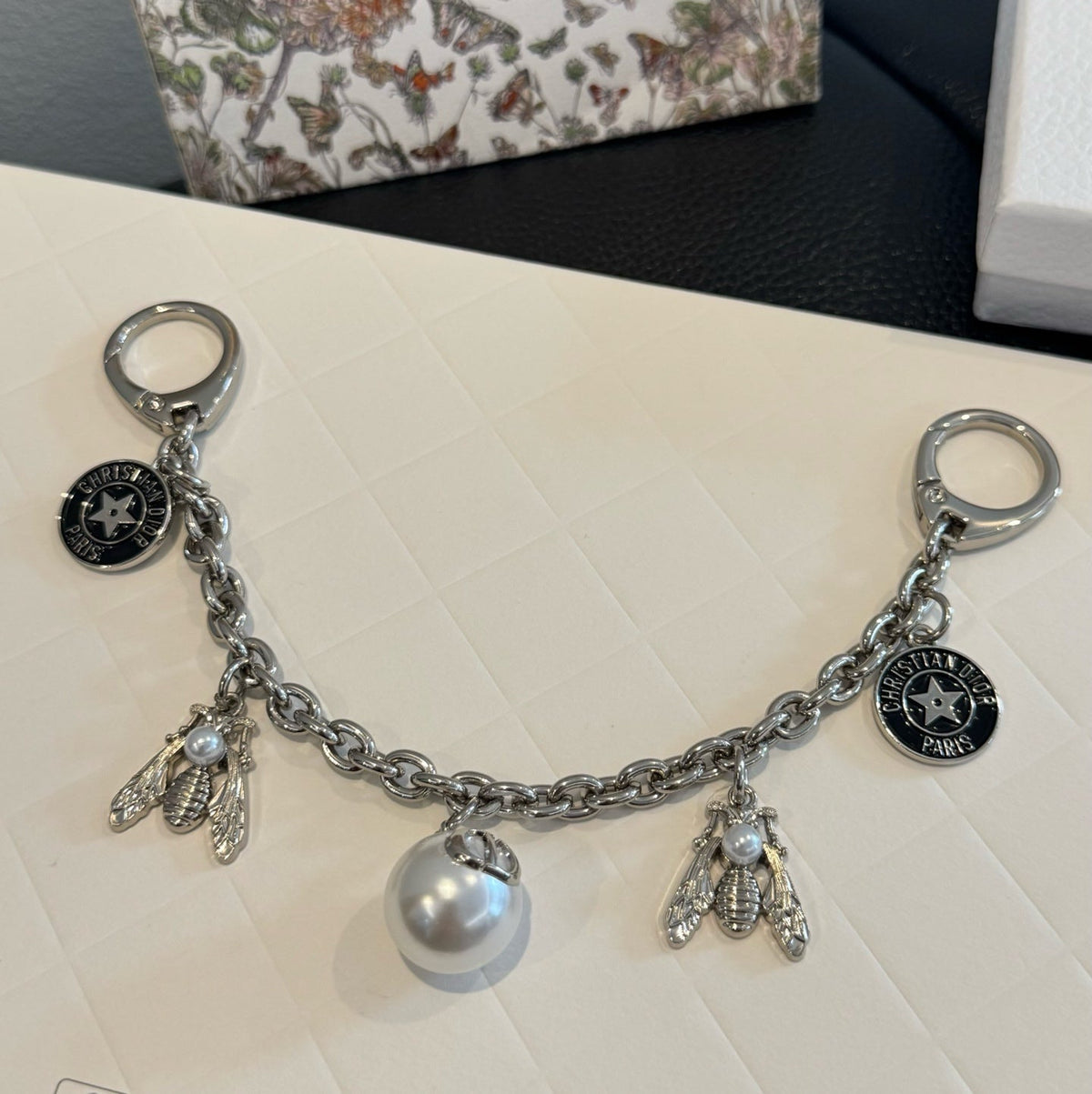 Dior Bee Chain Charm 516839