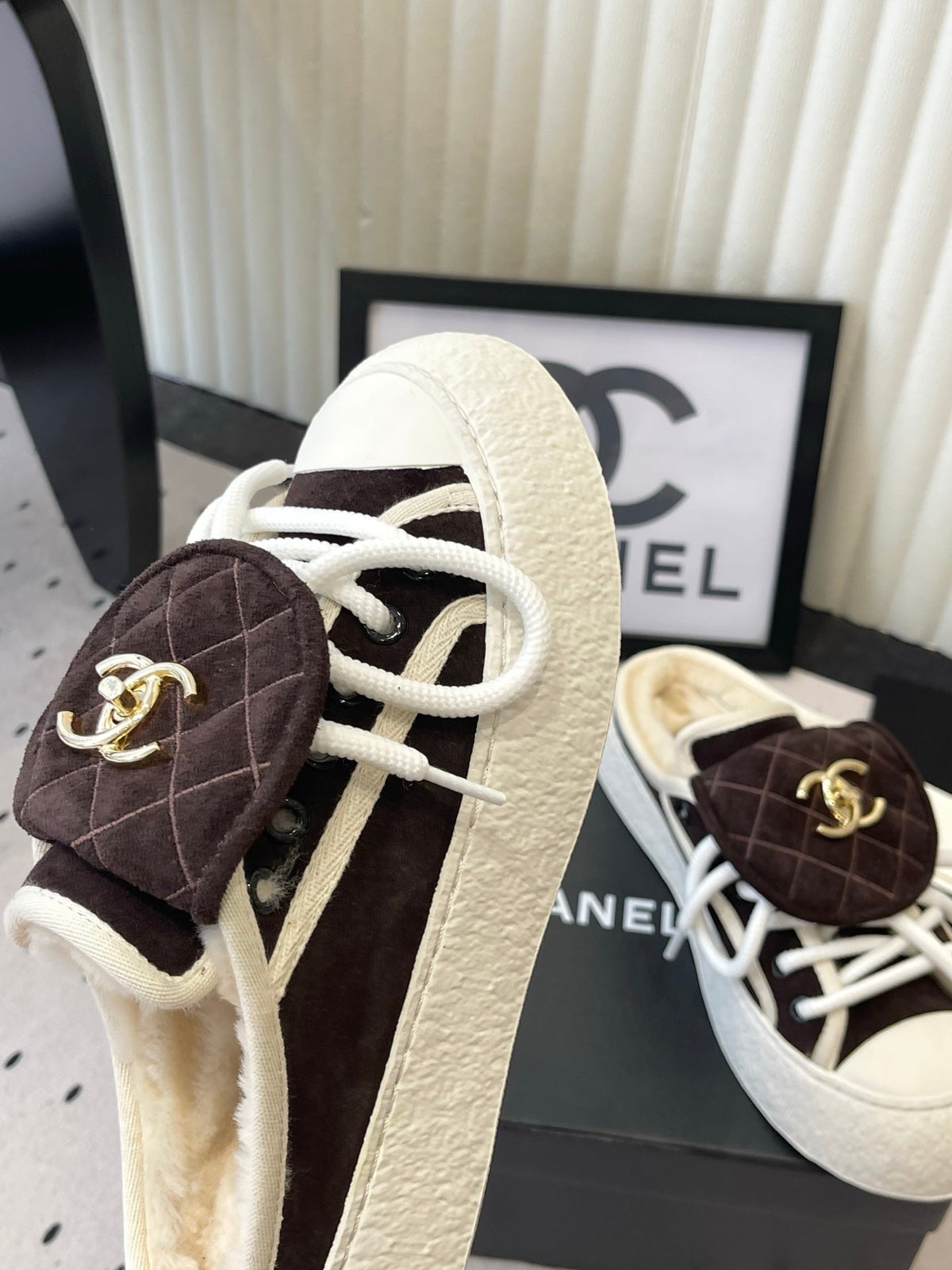 Chanel 2026 Mule Suede Wool 190036