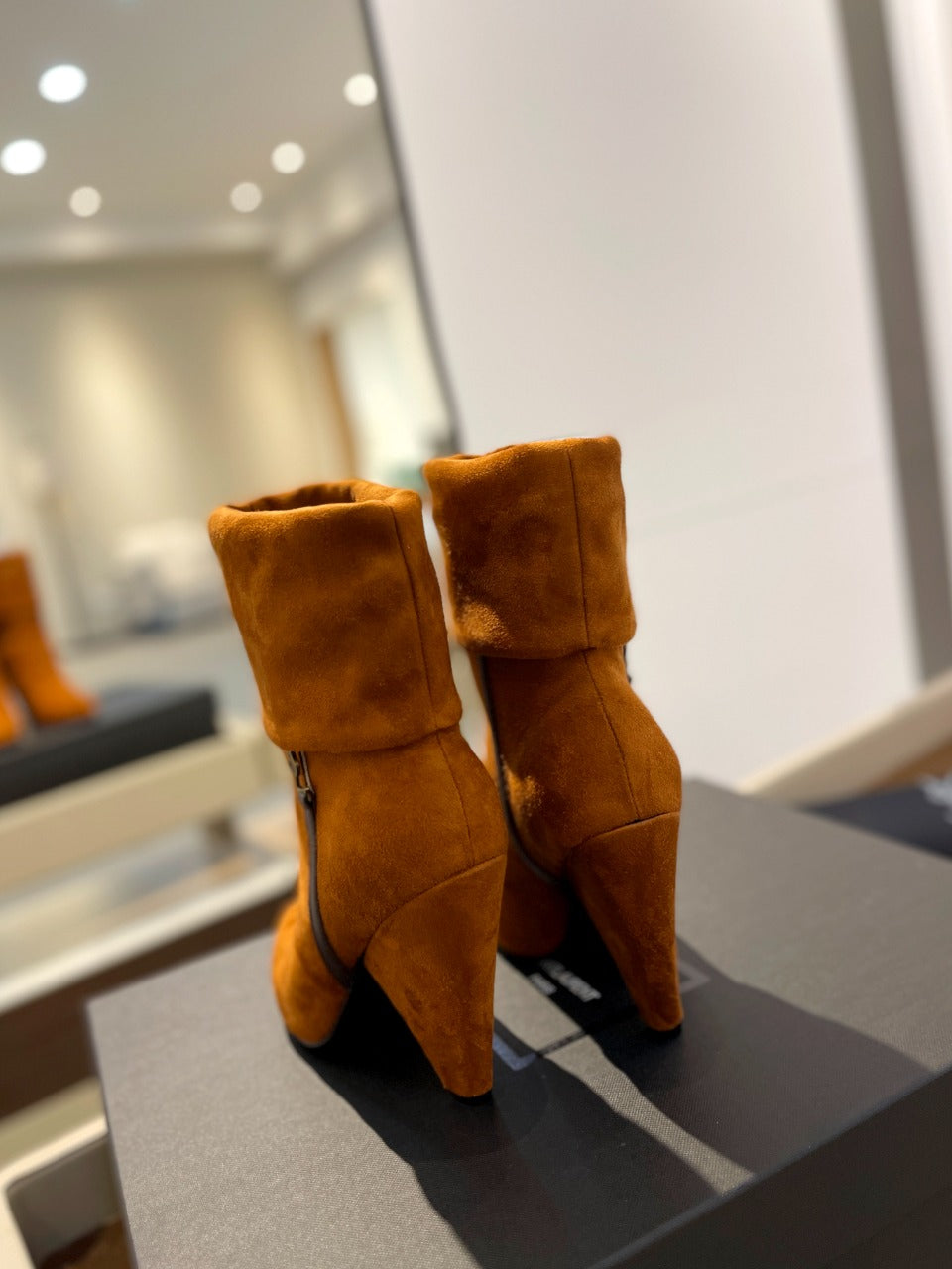 YSL 26s Niki Ankle Boots Orange Orange Suede 145336
