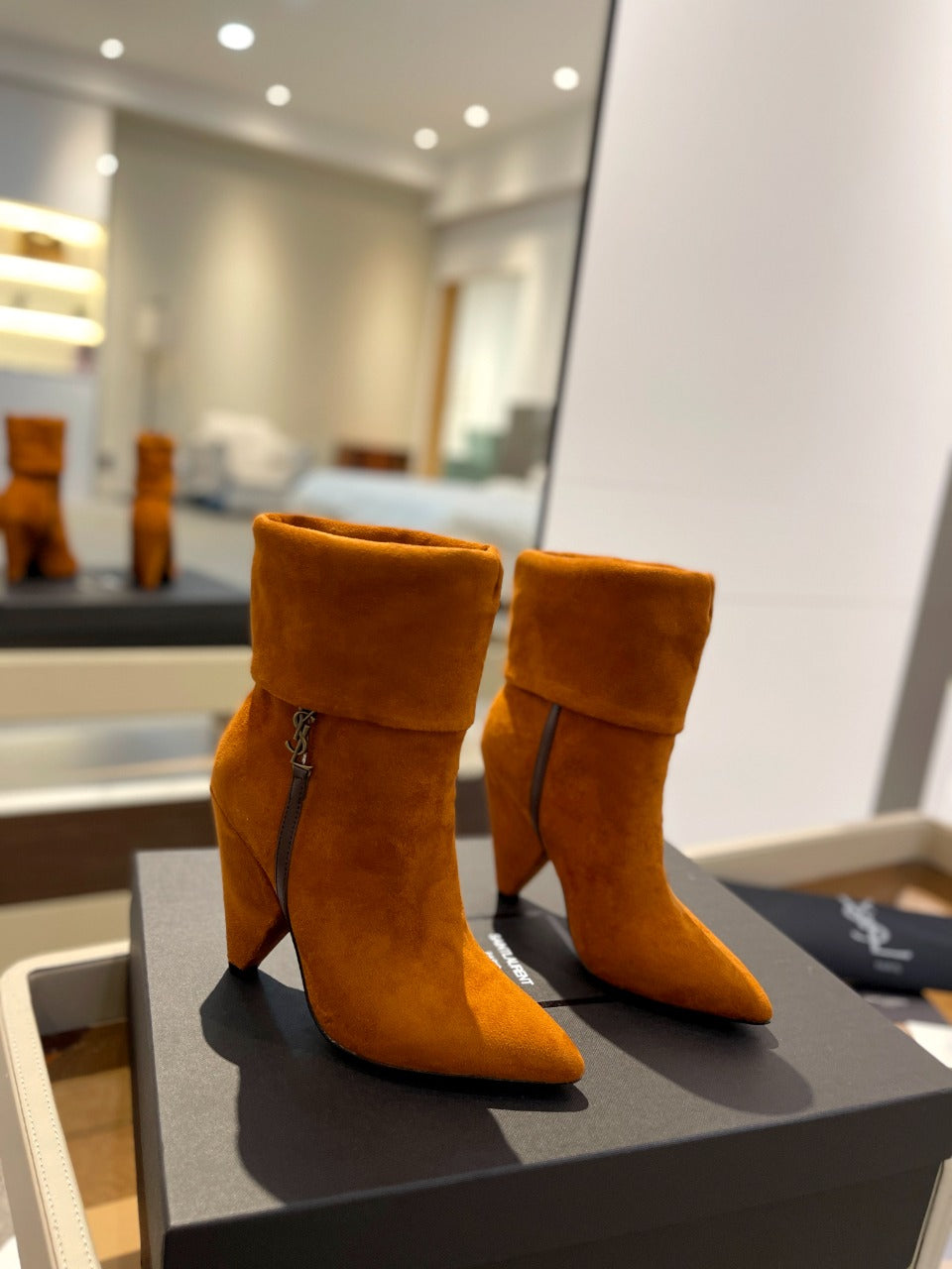 YSL 26s Niki Ankle Boots Orange Orange Suede 145336