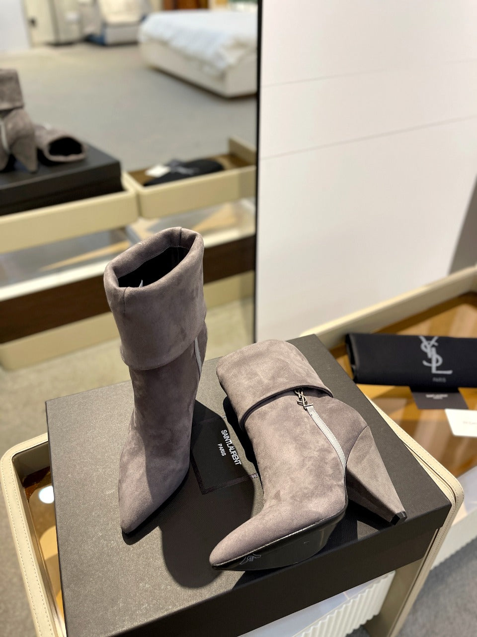 YSL 26s Niki Ankle Boots Grey Grey Suede 145337