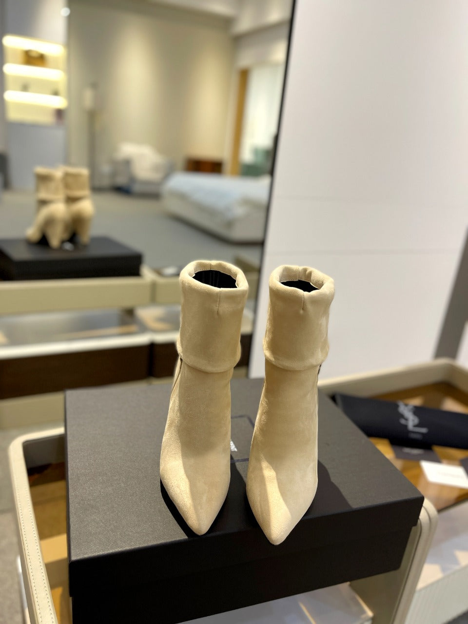 YSL 26s Niki Ankle Boots Beige Beige Suede 145338
