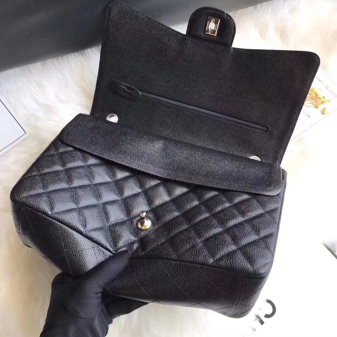 FLAP BAG 33CM BLACK CAVIAR SILVER HARDWARE