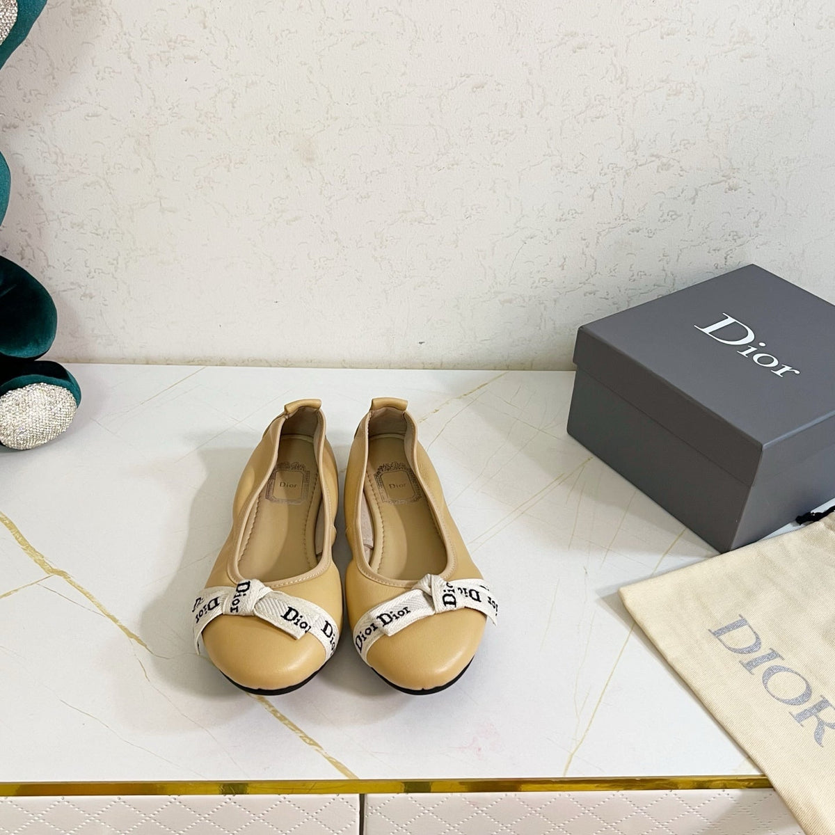 Dior 26s Bow Ballet Flats Beige Calfskin