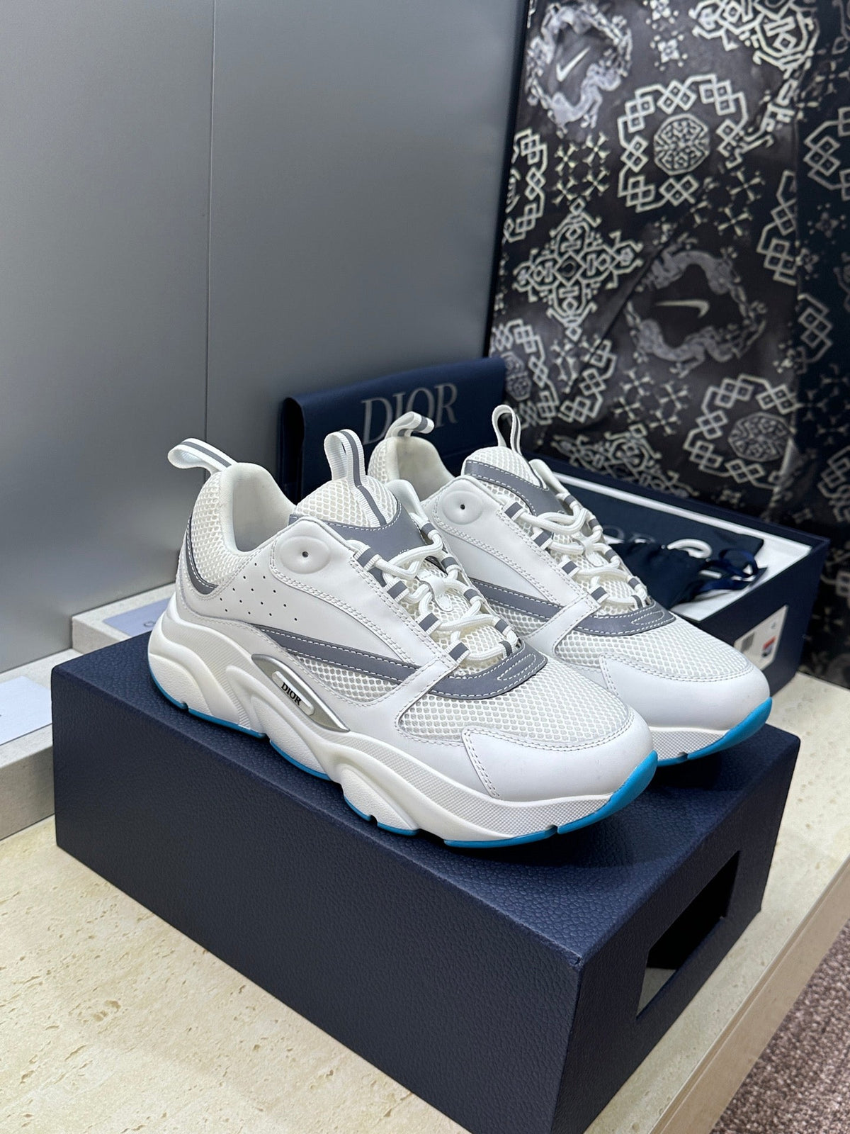CD 26s Men B22 Sneakers White Grey Light Blue Sole 284915