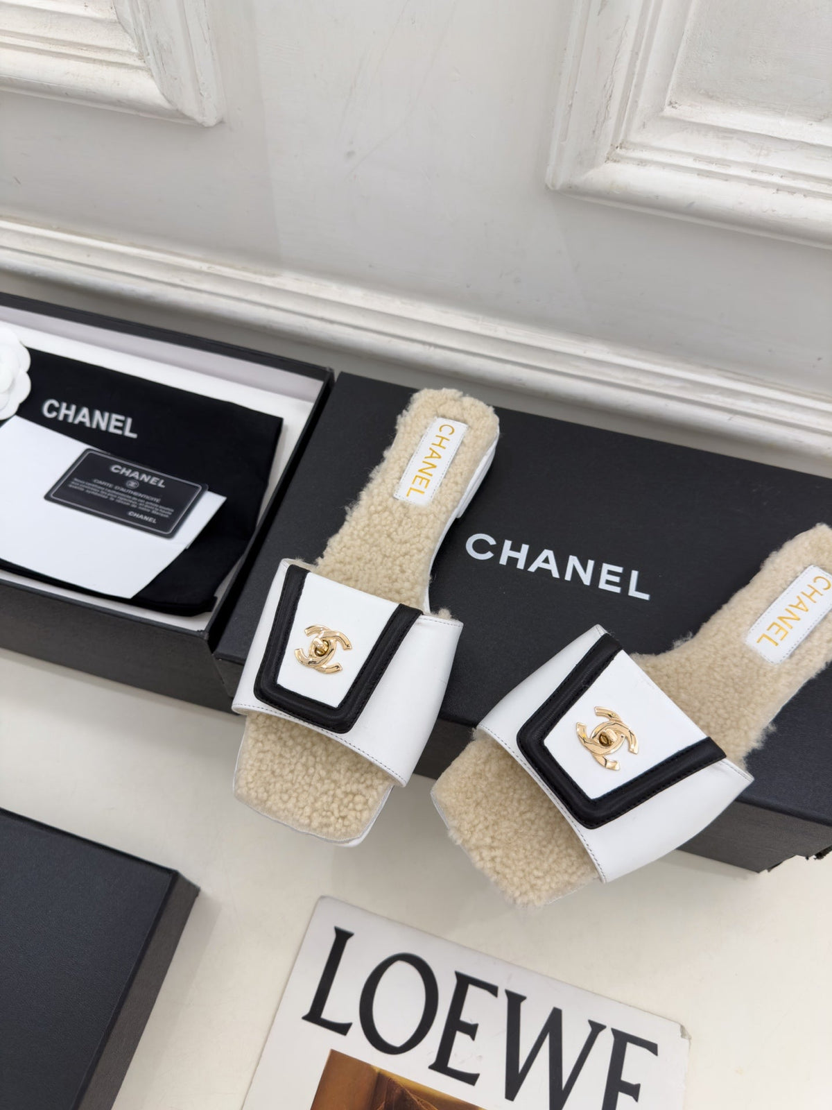 CC Shearling CC-Logo Flat Slide Suede Leather 164890