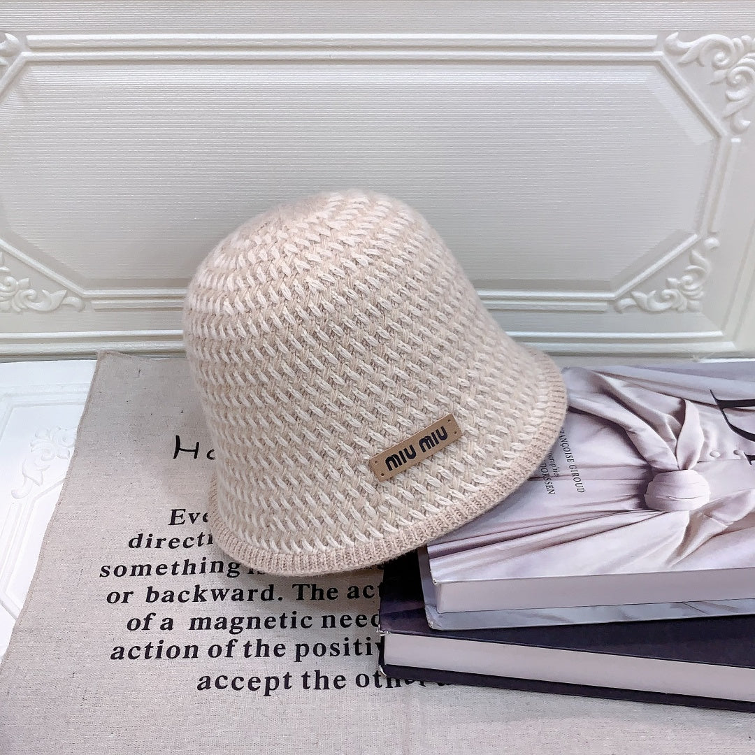 Miu Bucket Hat 215957