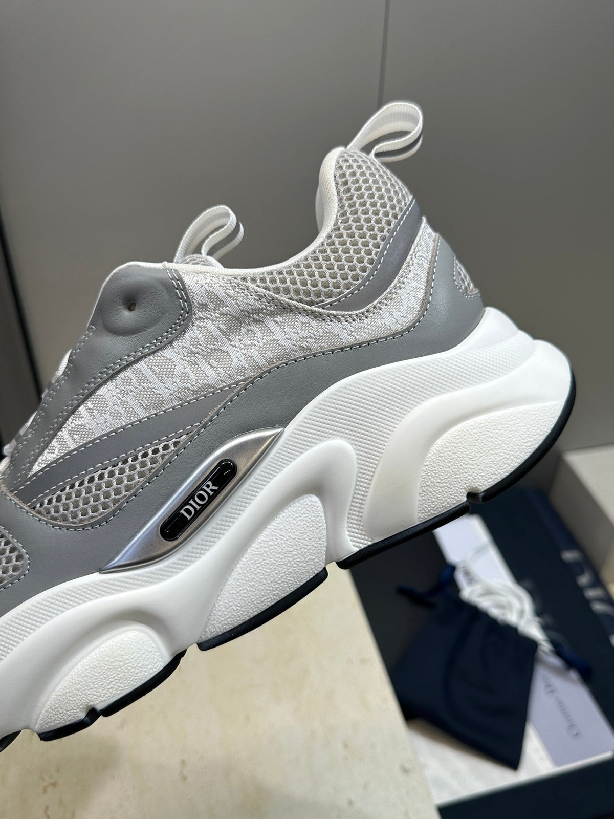 CD 26s Men B22 Sneakers Grey Oblique Jacquard Canvas 835214