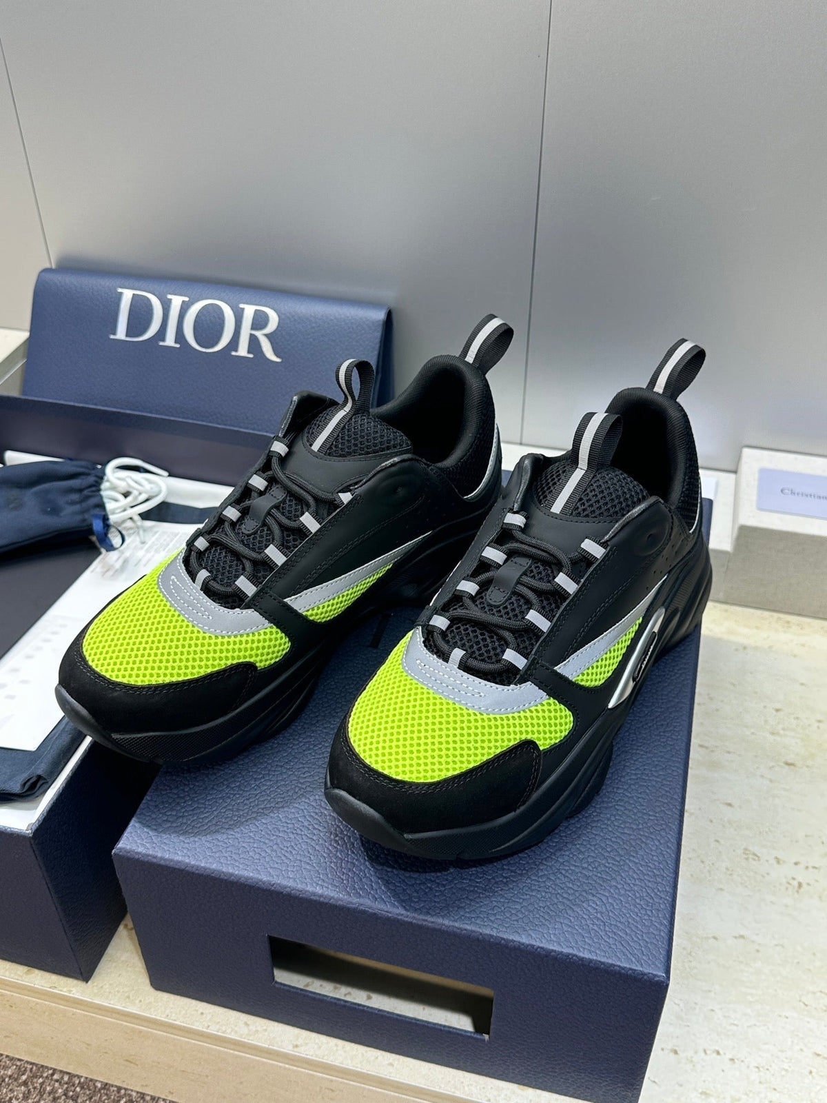 CD 26s Men B22 Sneakers Black Neon Green Mesh 729415