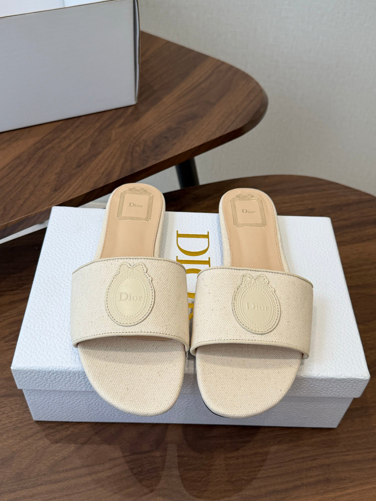 CD 26s D Badge Flat Slide Sandals Ivory White Canvas And Calfskin 294815