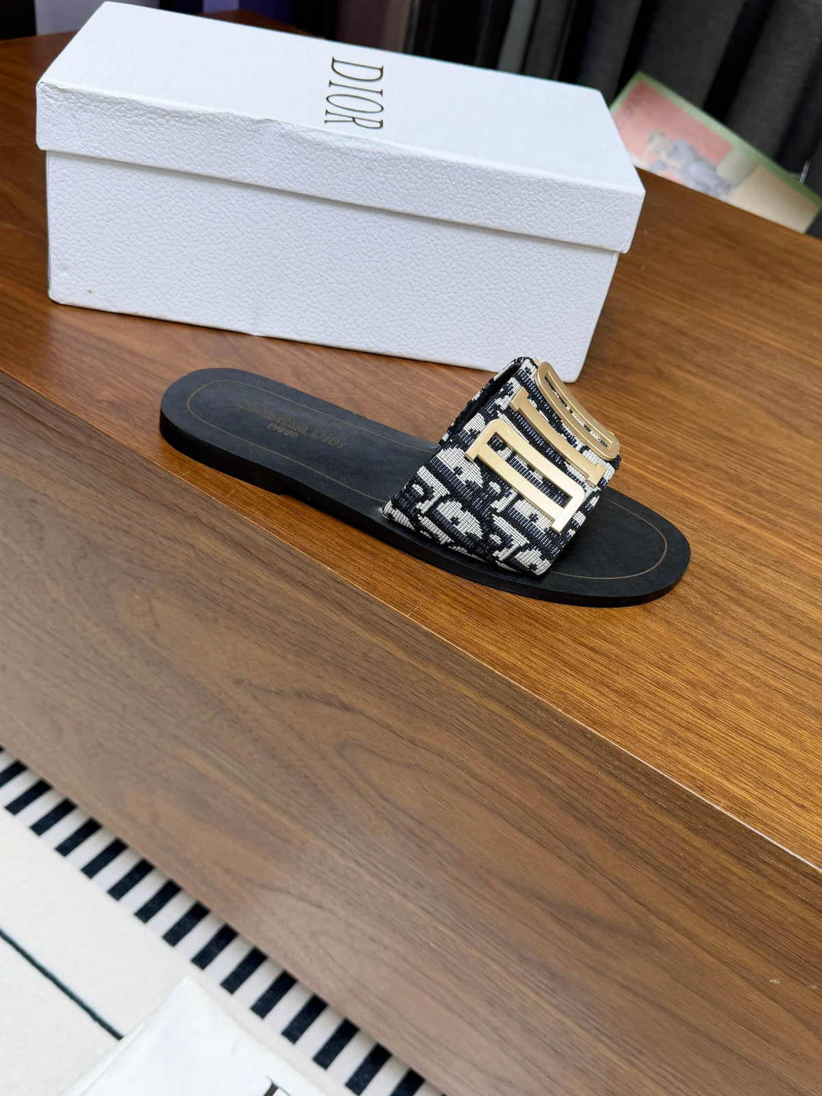 CD 26s D Way Slide Black Dior Oblique Embroidered Cotton With Gold Hardware 395182