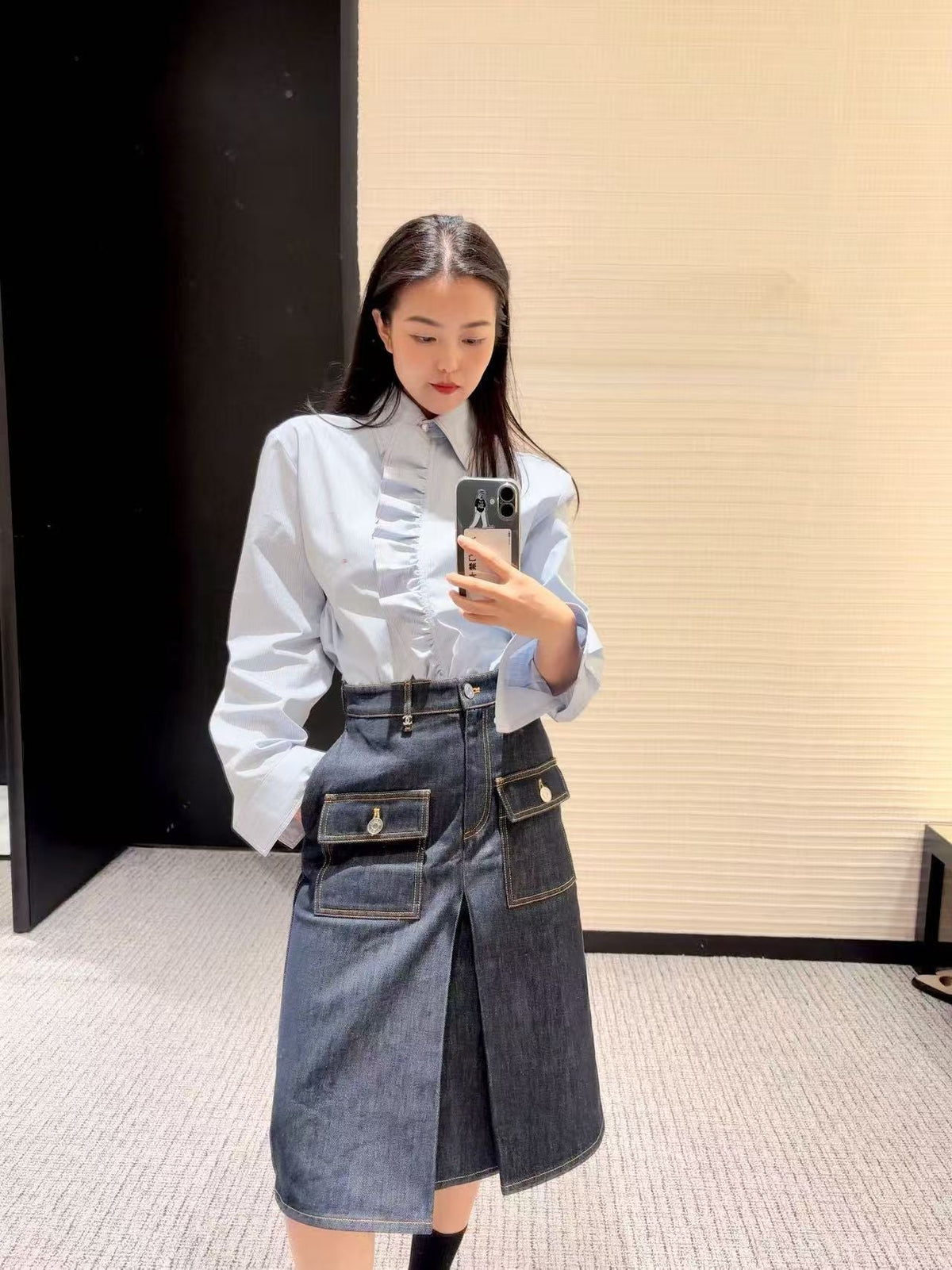 CC 26FW High-Waisted Slit Denim Skirt Double-C Pocket Detail Blue Cotton 441481