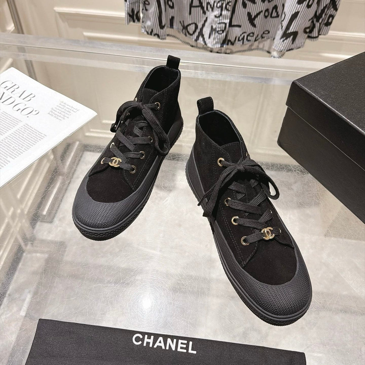 CC 26s Lace-Up High-Top Sneakers Black Suede 164804