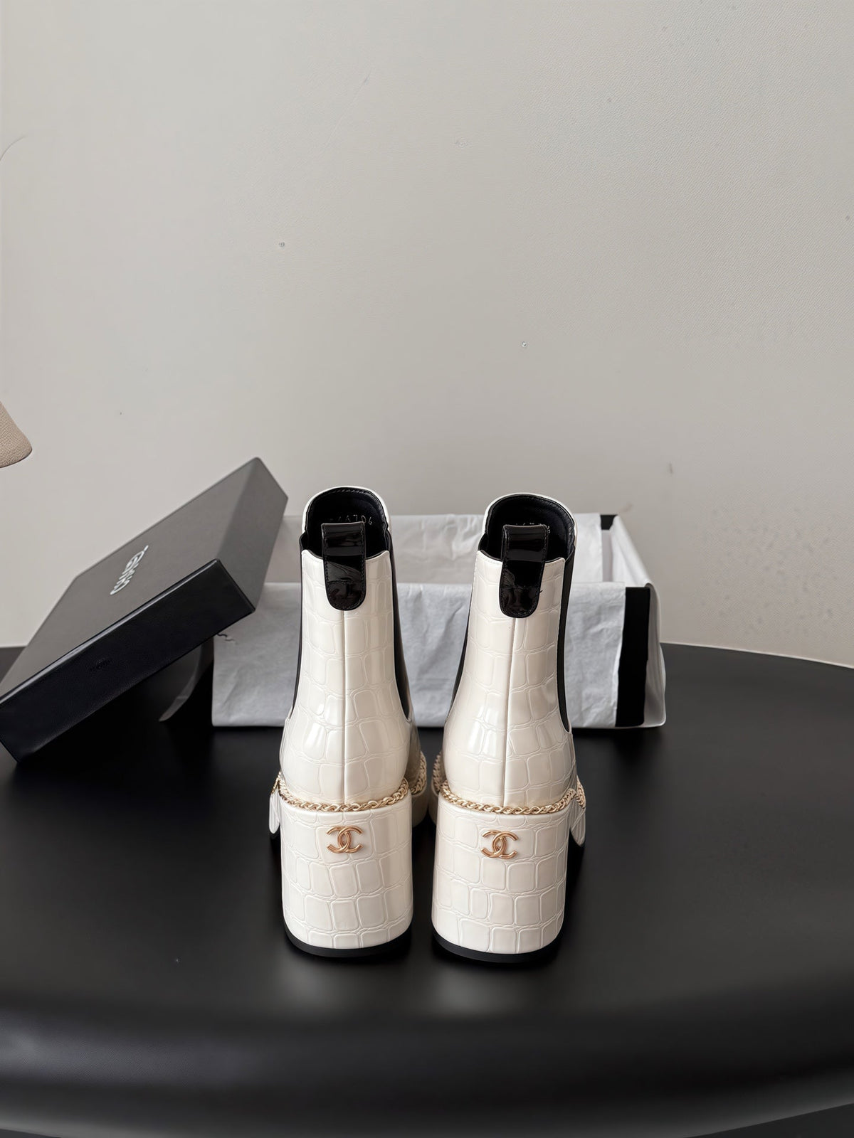 Chanel 26s Chelsea Ankle Boots 7 Cm White Embossed Black Patent