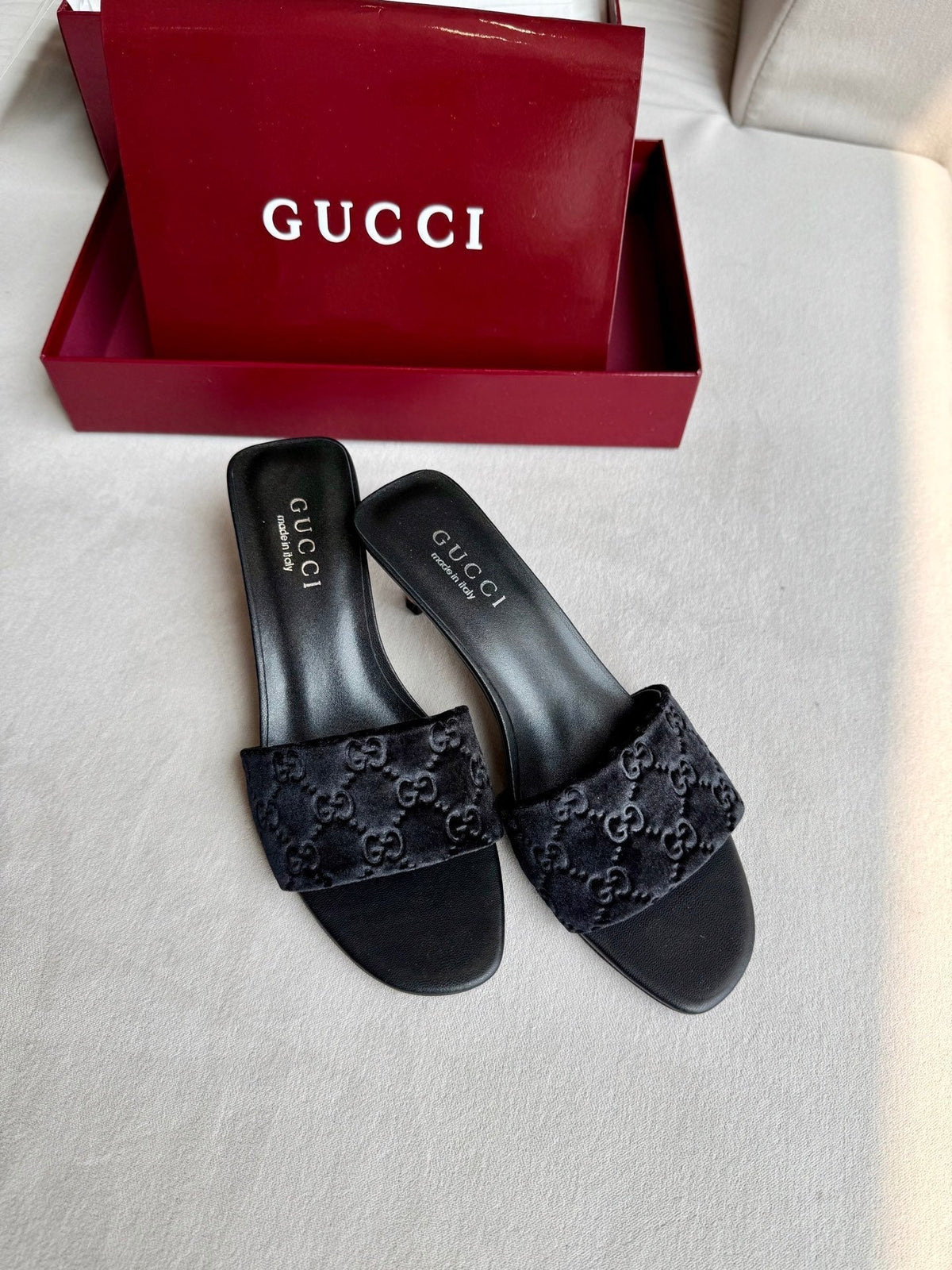 Gucci 26s Slide Sandals 5.5cm Black Velvet