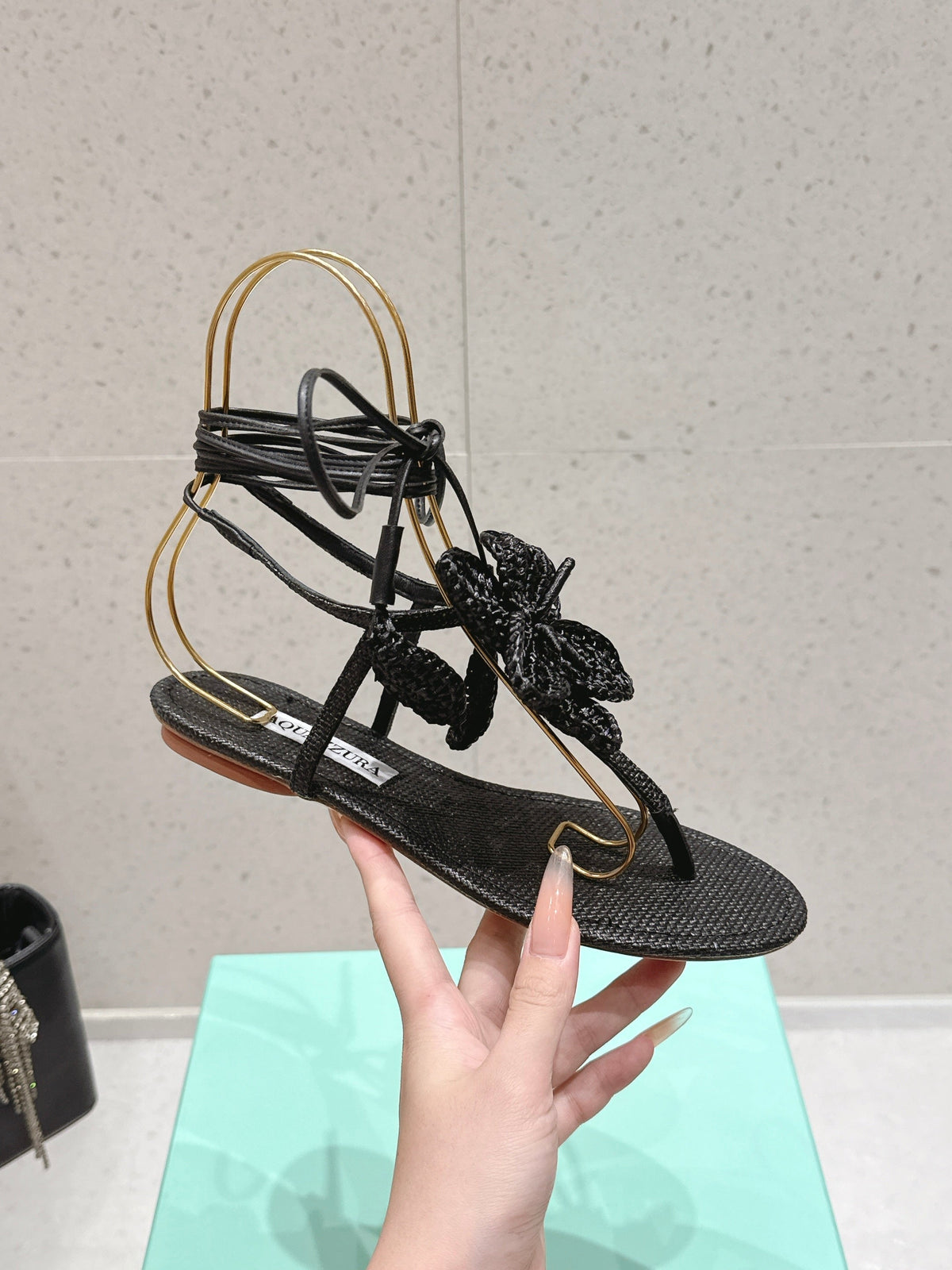 Aquazzura 26s Floral Thong Sandals Black Woven Raffia 842159