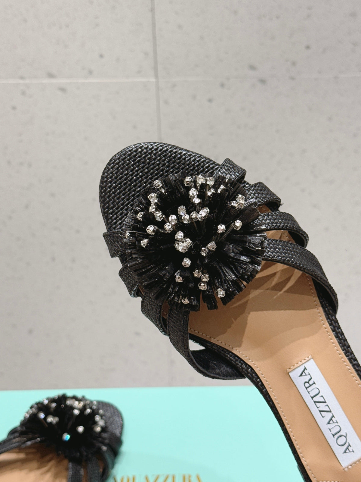 Aquazzura 26s Sandals Black Woven Raffia 301495