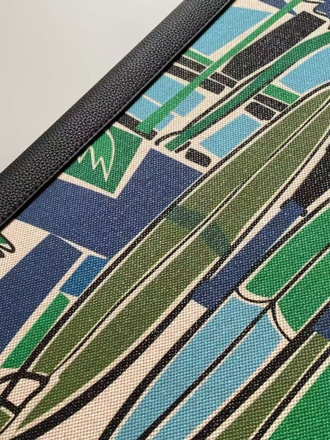 HM R.M.S Cabin Suitcase Printed Surfer Black Canvas & Taurillon Regate Leather