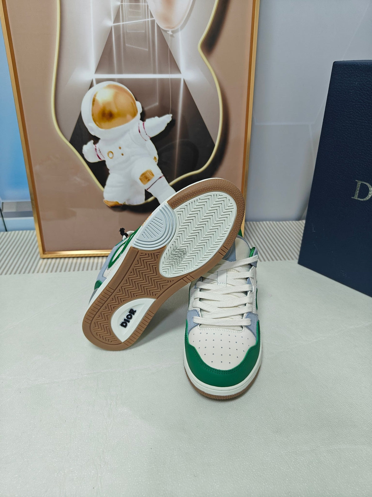 CD 26s Low Top Sneaker White Green Calfskin 194852