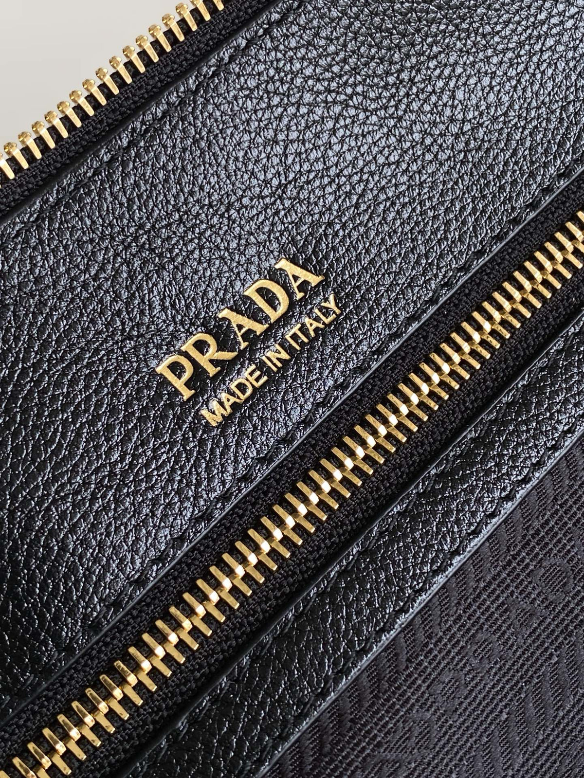 Prada 2026 Ouvert Large Leather Tote Bag 32cm Leather