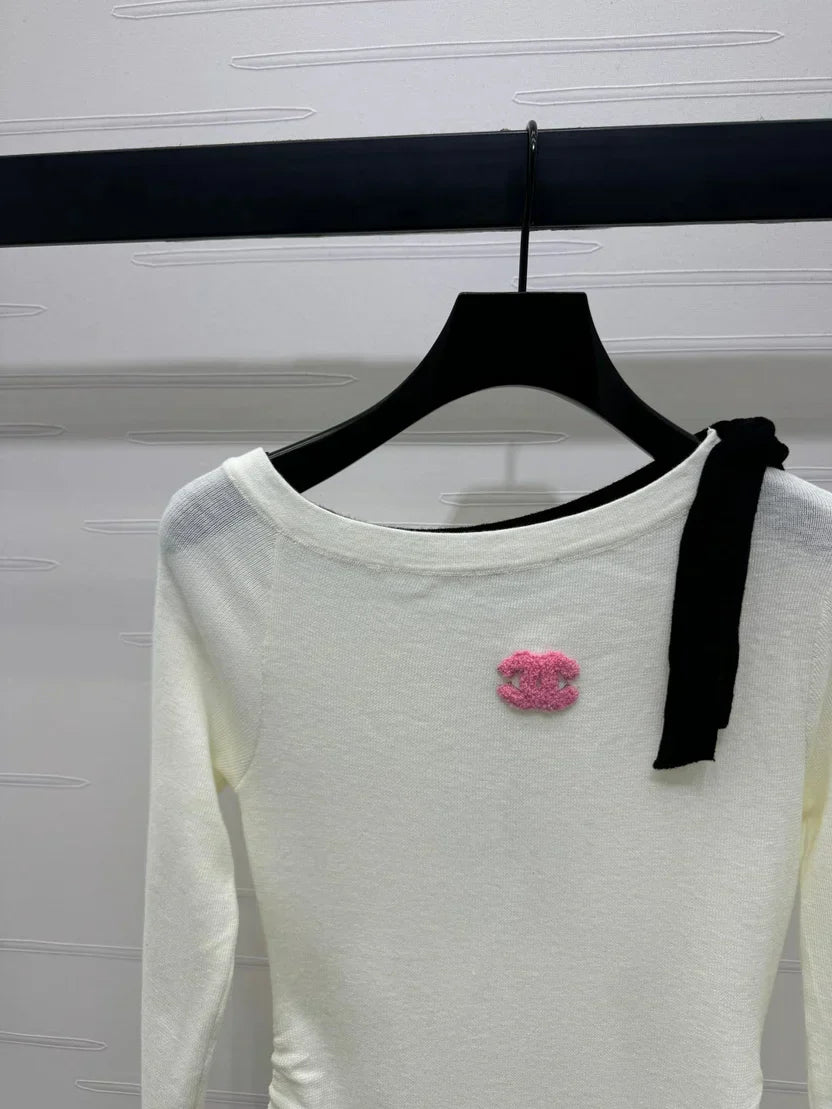 CHANEL RIBBON KNIT LONG SLEEVE SWEATER STYLE 288