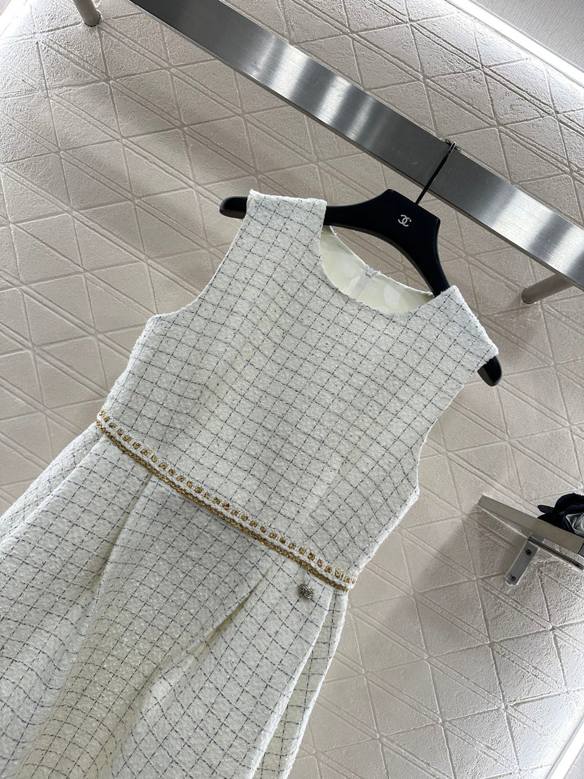 CHANEL BRAIDED HEM VEST SKIRT STYLE 287