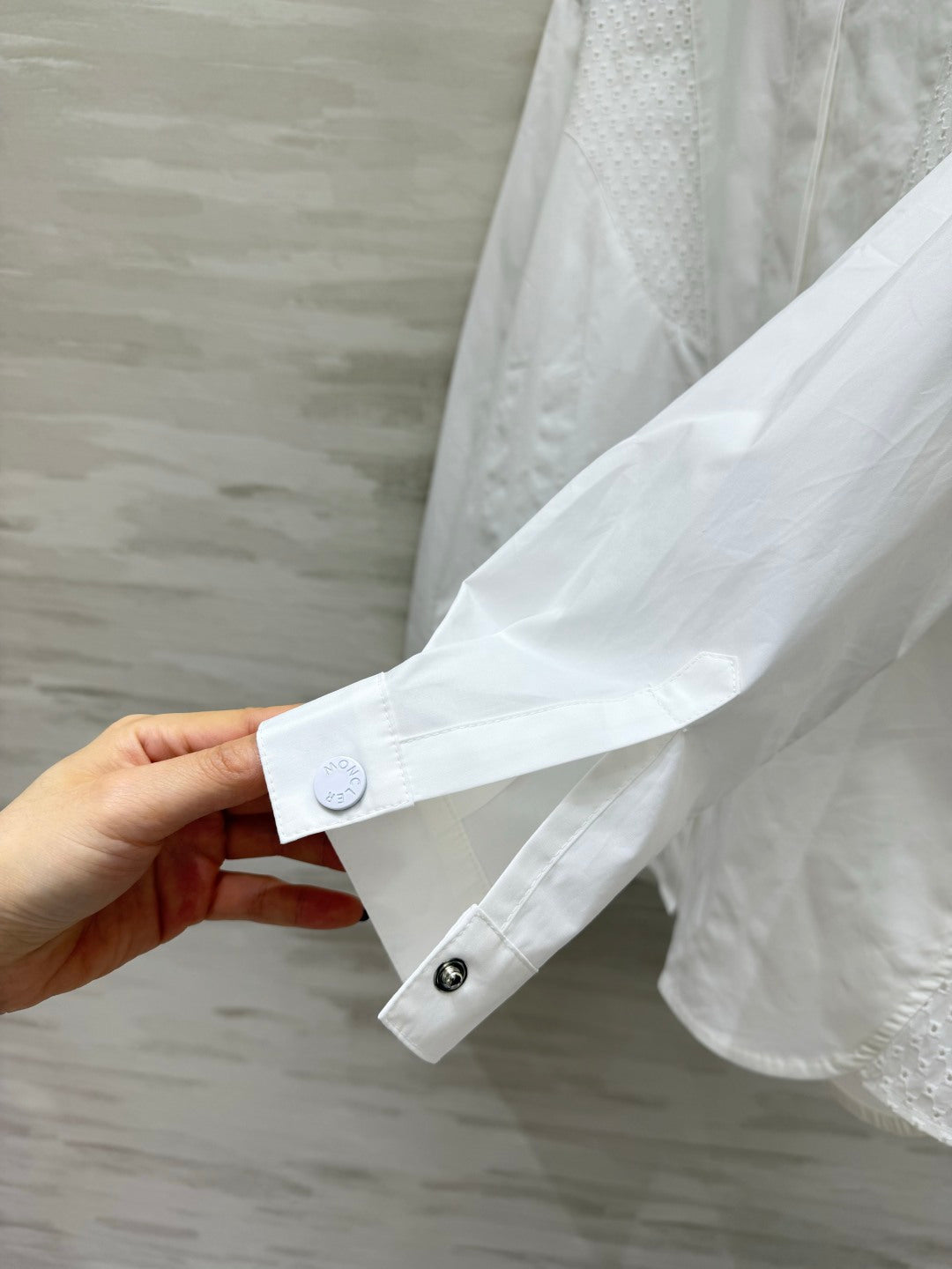 Moncler 26 Summer White Moonlight Set in 375525