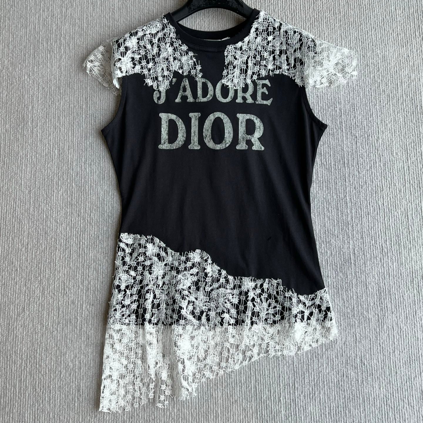 CD 26ss J'Adore Lace-Trimmed T-Shirt Black White in Cotton 376511