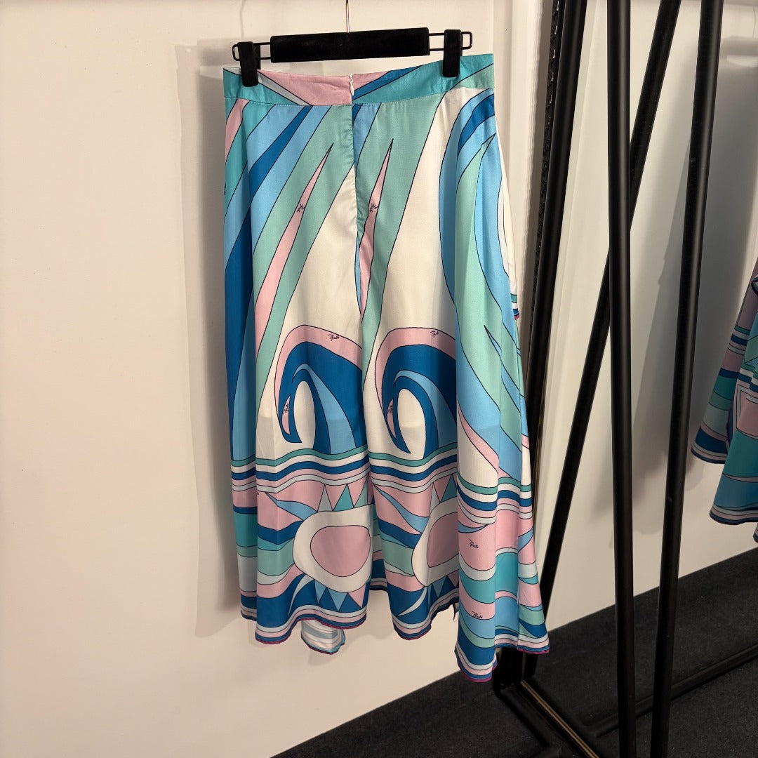 Pucci Color-blocked Printed Vest Top + irregular Slit High-waisted Skirt in 454900