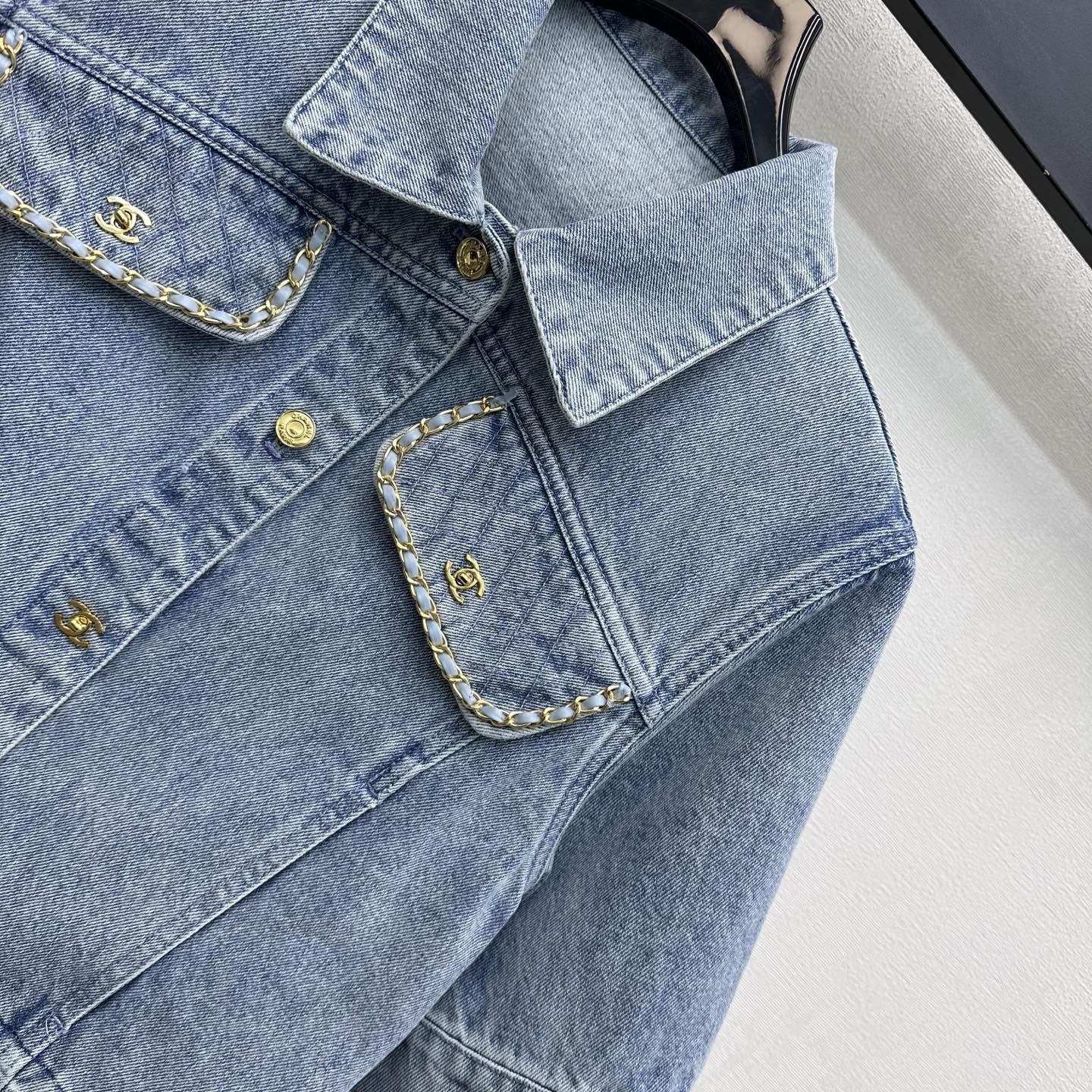 CC 26 Fringed Denim Shirt in Cotton 389537