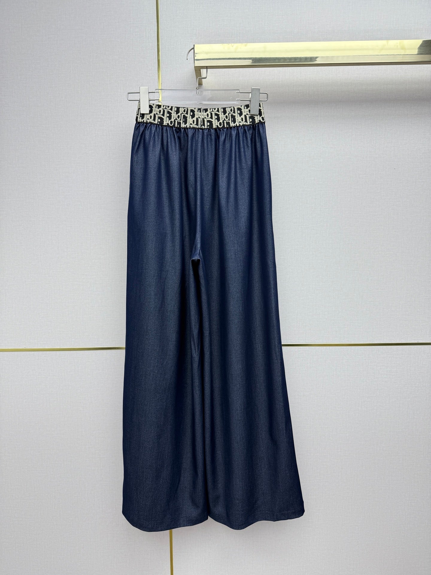 CD 26 Wide-Leg Jeans Navy Blue in Lyocell 389456