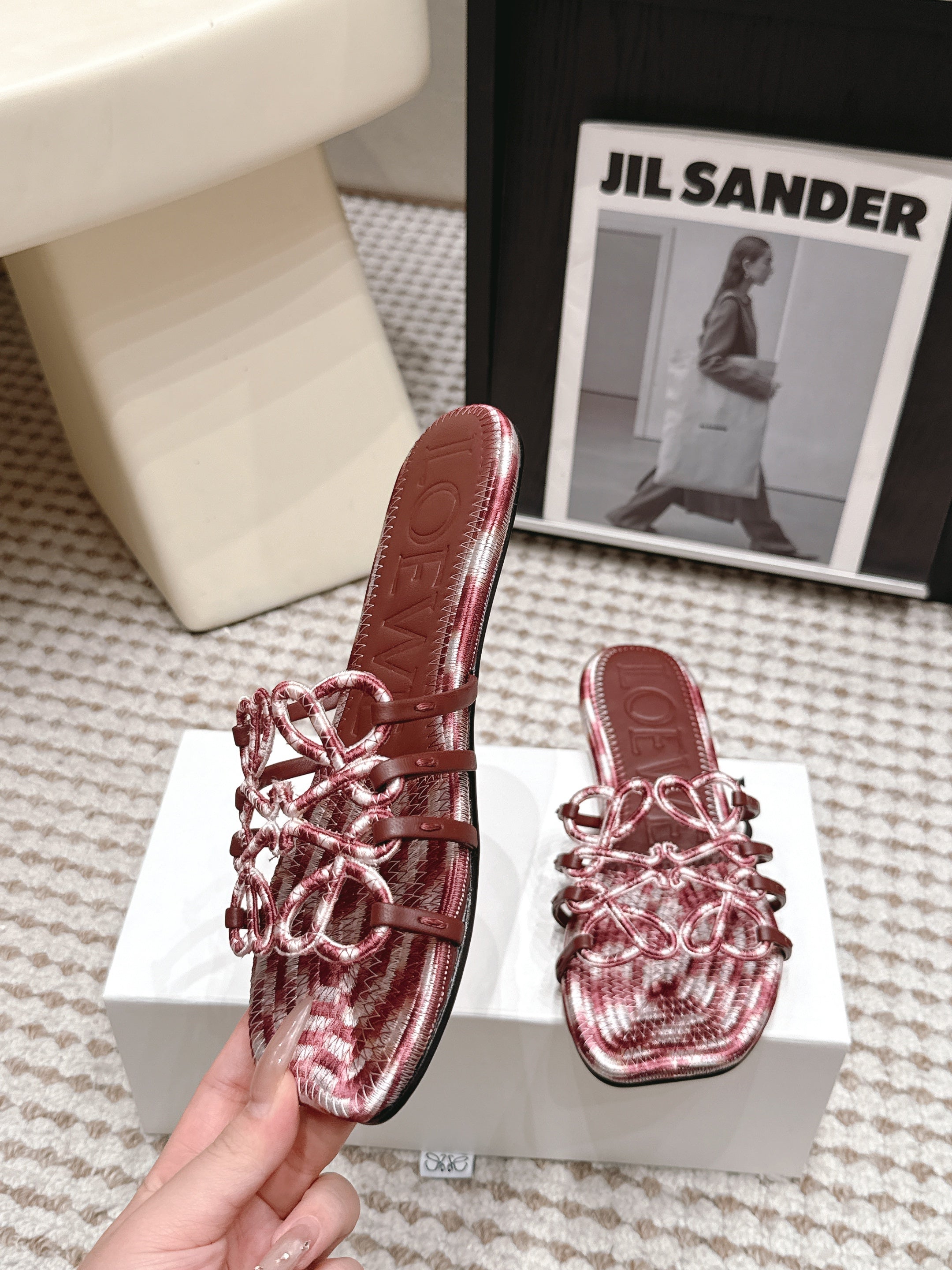 Loe 26 Openwork Woven Sandals Burgundy in Leather 813537