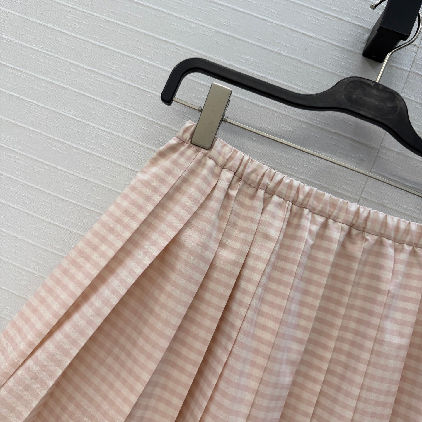 Moncler 26 Check Pleated Midi Skirt Light Pink in Cotton 389743