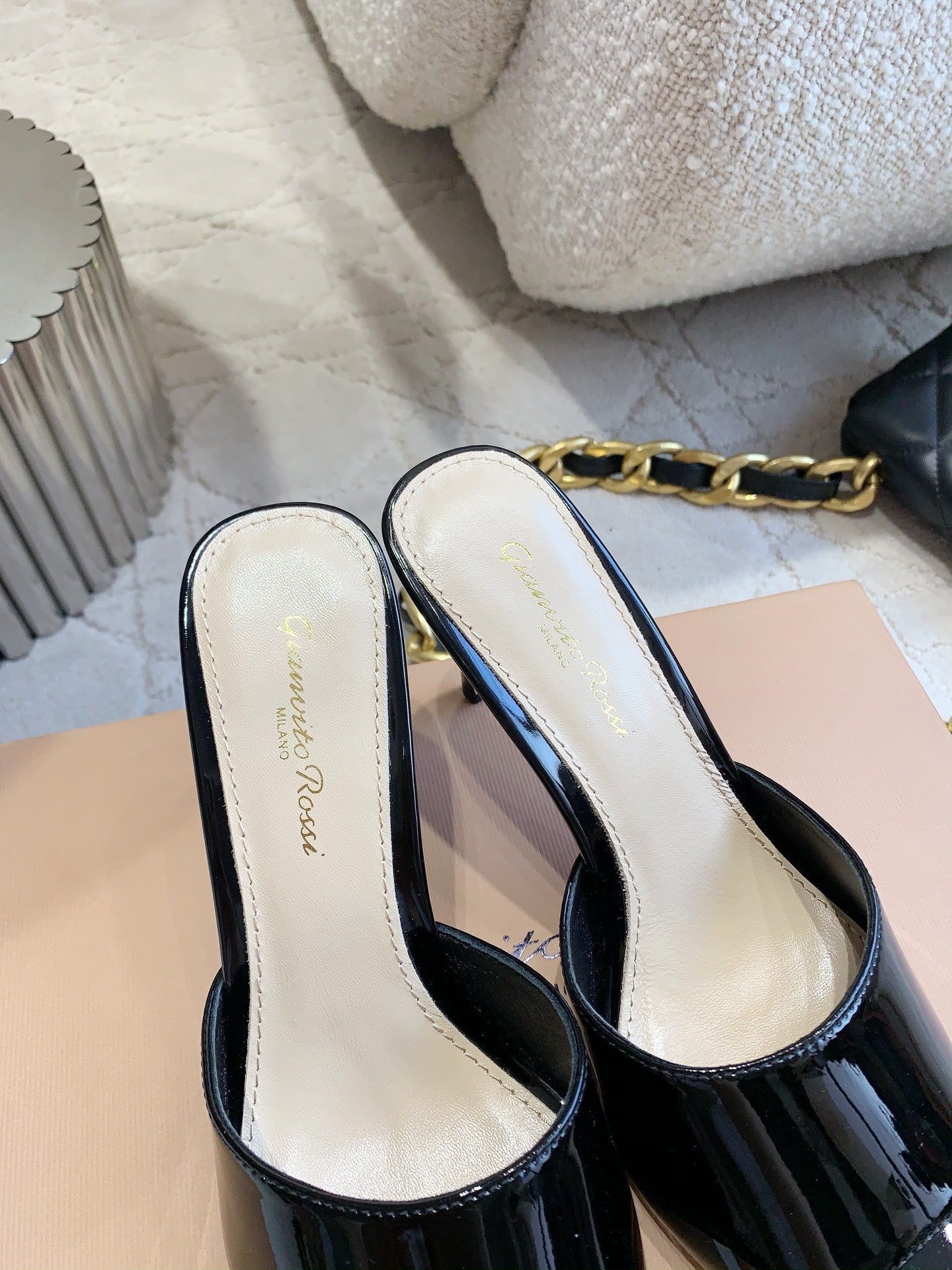 GR Pointed-Toe Mule Sandals 8.5cm Black Patent Cowhide 851874