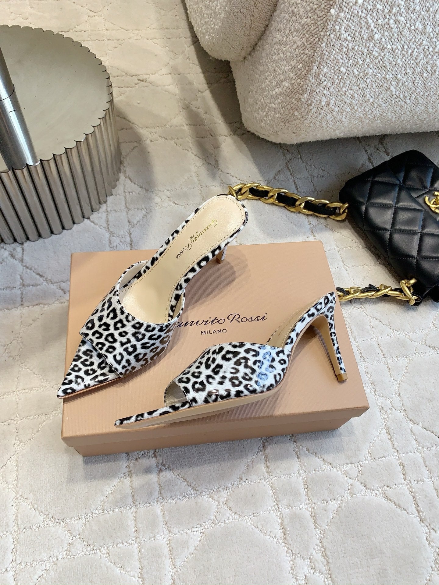 GR Leopard Print Pointed-Toe Mules 8.5cm White Patent Cowhide 851871
