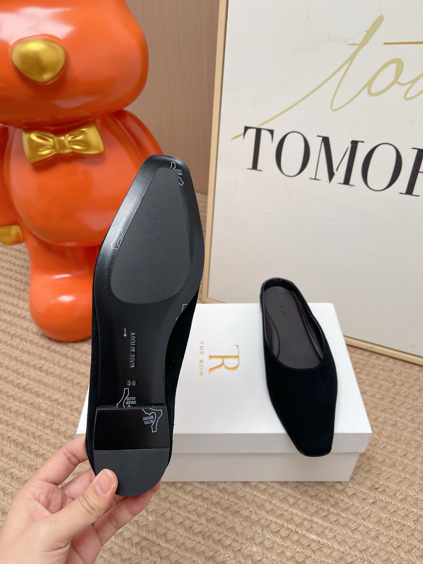 TR June Square Toe Mules Black Suede 856177