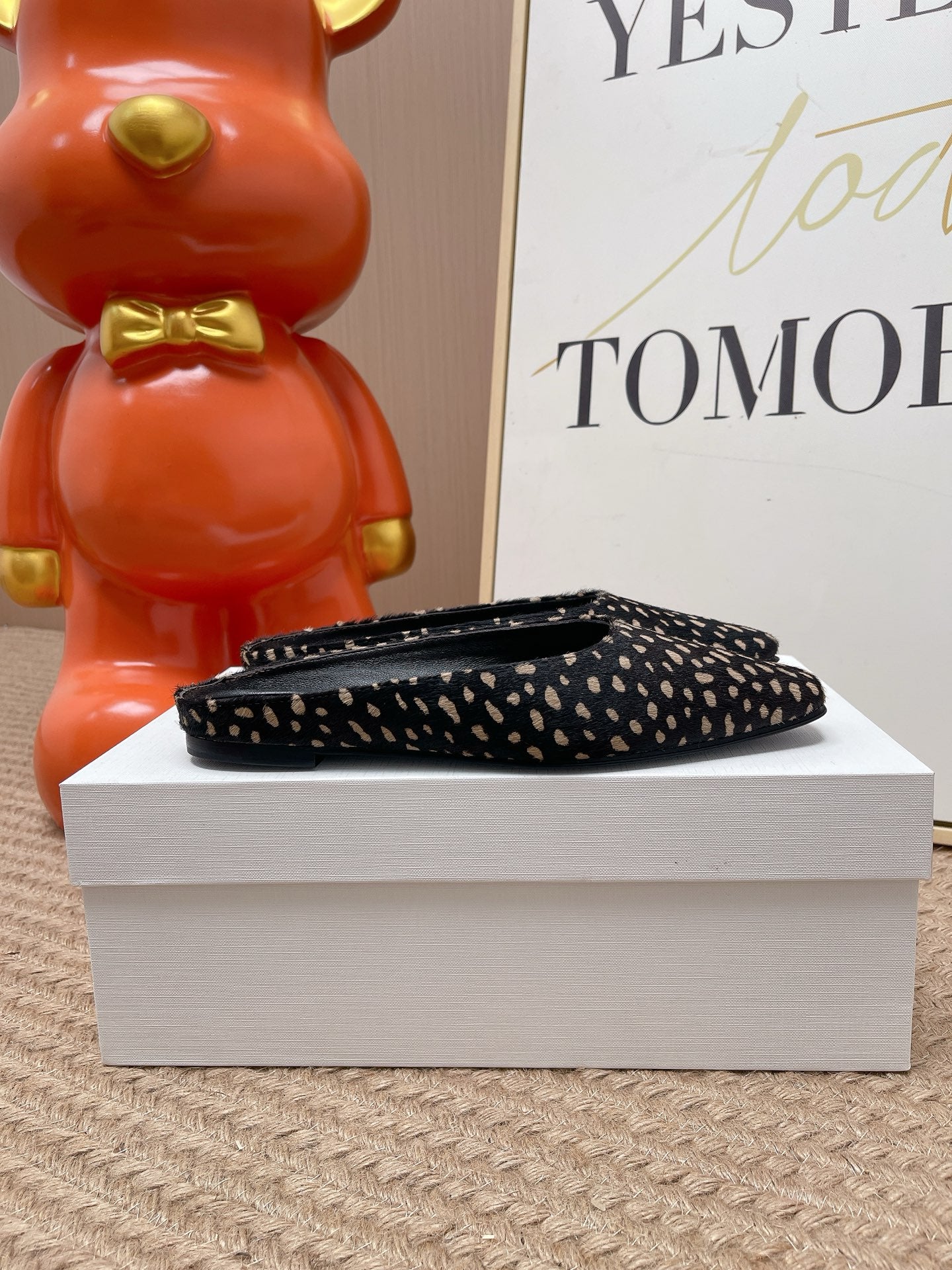 TR Mules Black Ivory Spotted Square Toe Horsehair 854392