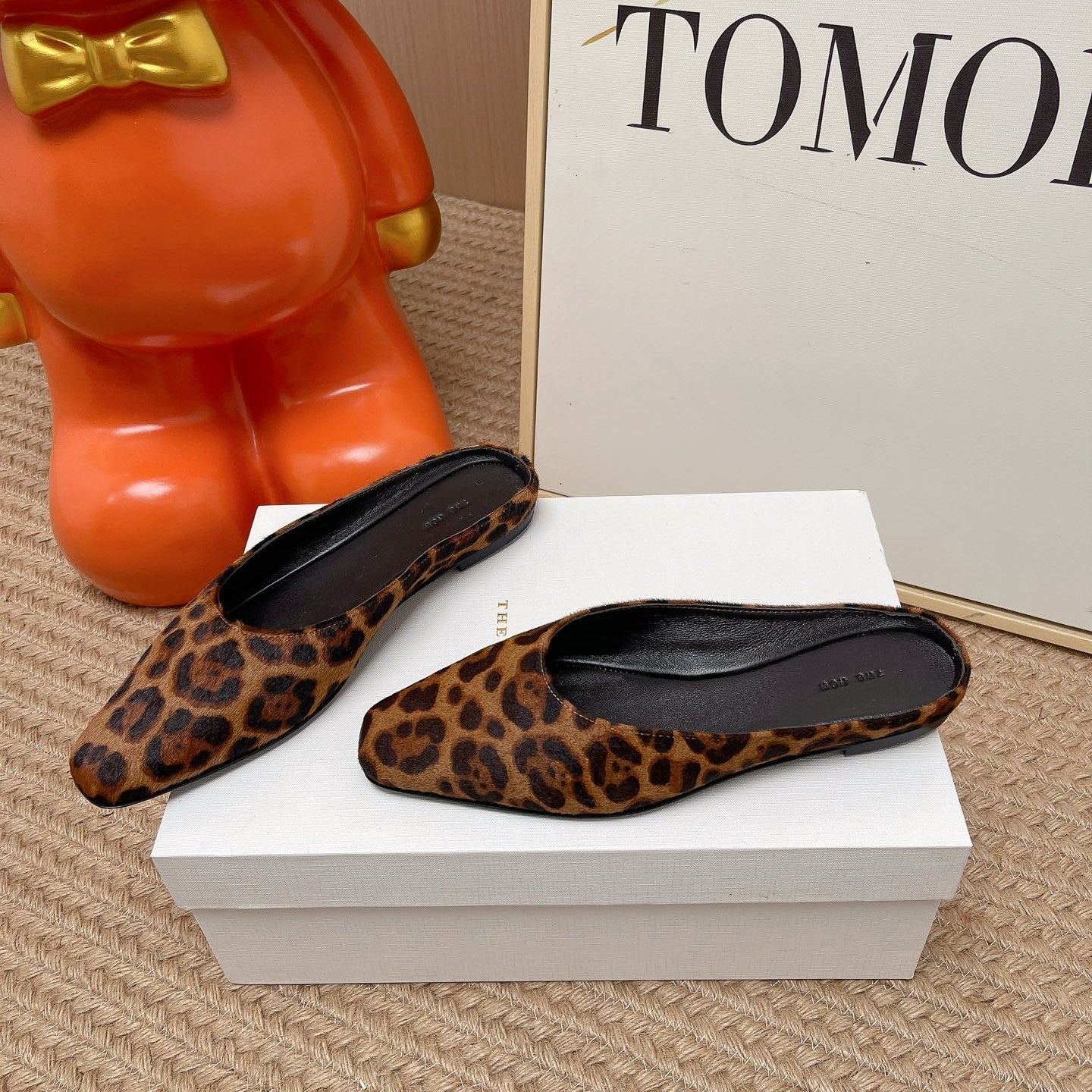 TR Mules Brown Black Spotted Square Toe Horsehair 854394