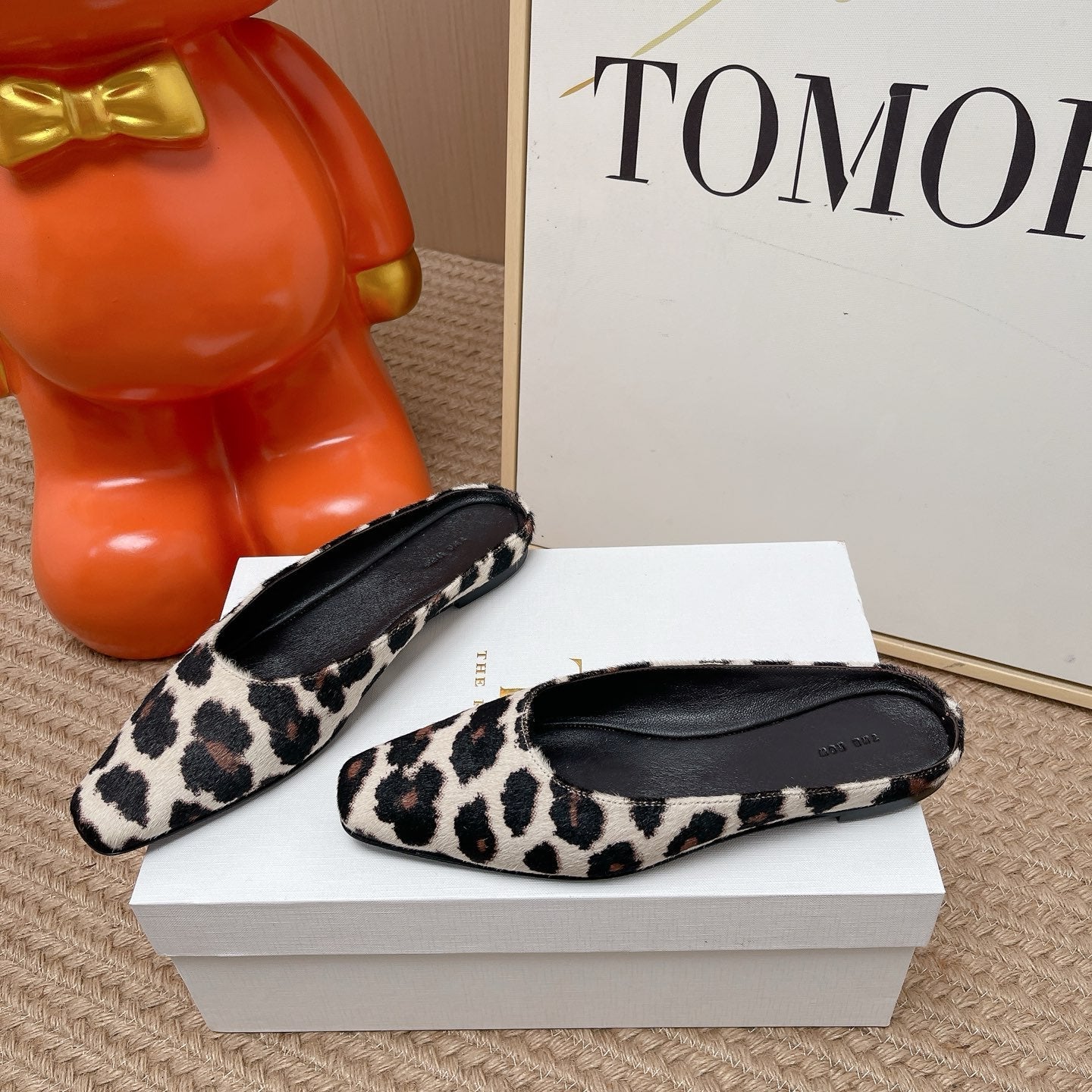 TR Mules Black Leopard Spotted Square Toe Horsehair 854393